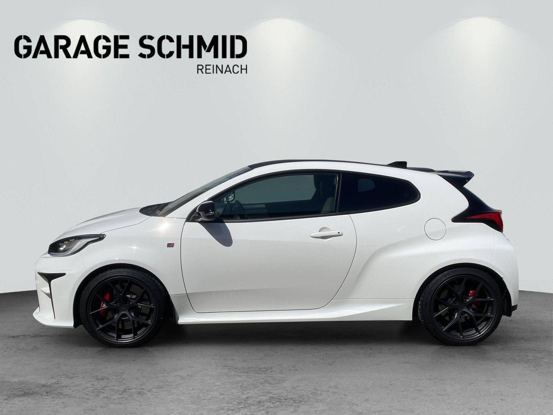 TOYOTA GR Yaris 1.6 Turbo Sport 4x4-showroom-element-3