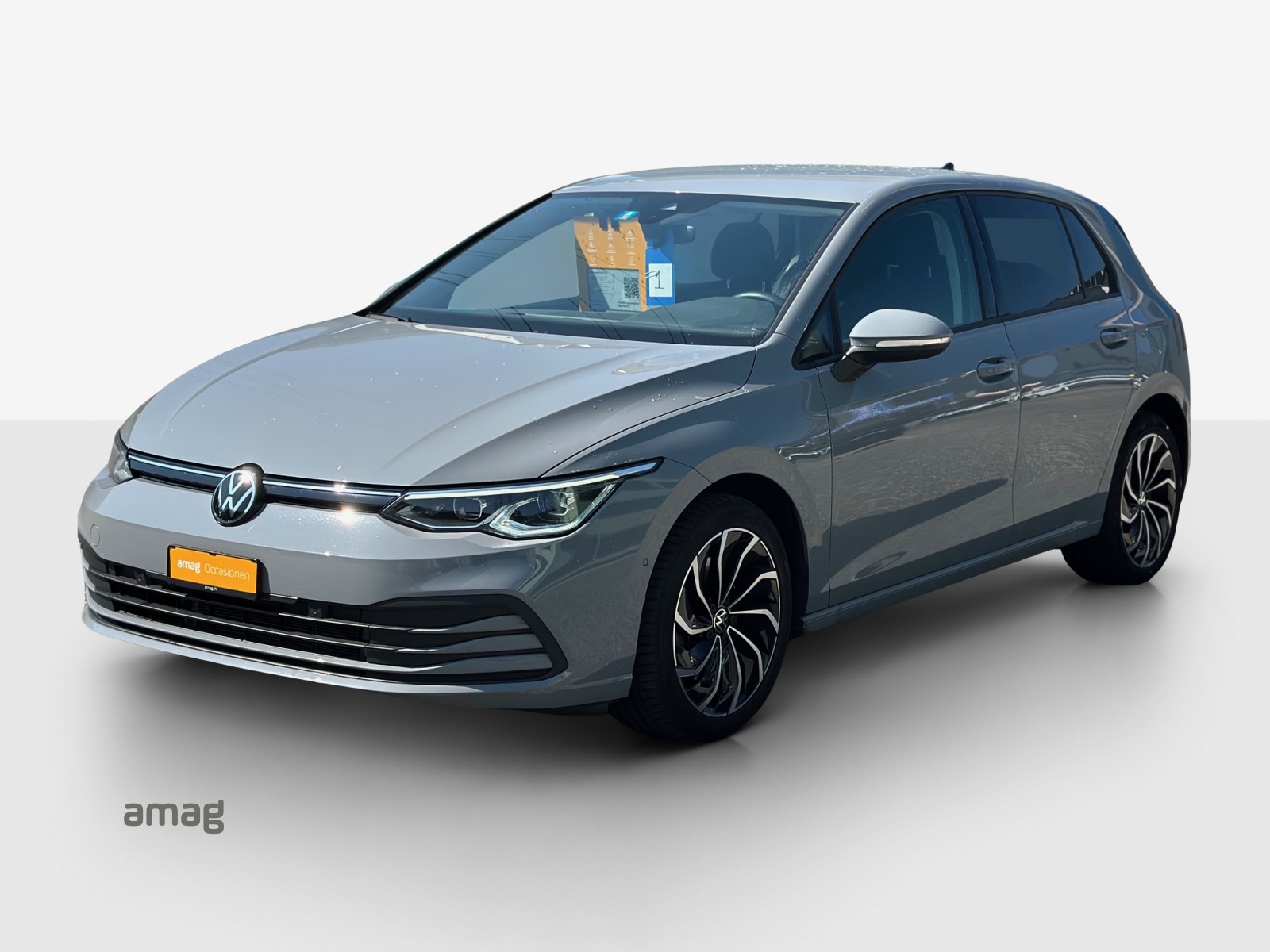 VW Golf 2.0 TDI Life DSG 4Motion-image-0