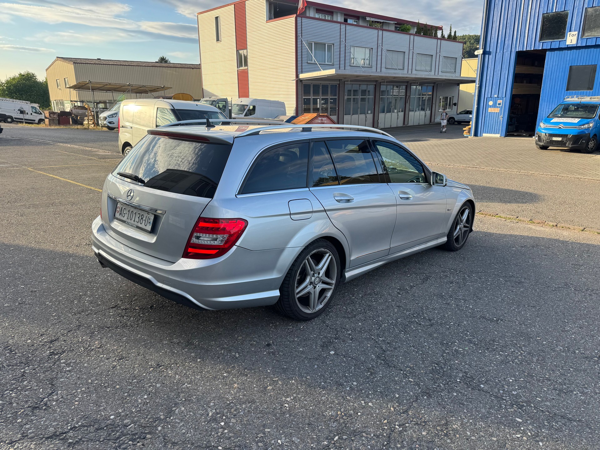 MERCEDES-BENZ C 250 CDI Avantgarde 4Matic 7G-Tronic-showroom-element-2