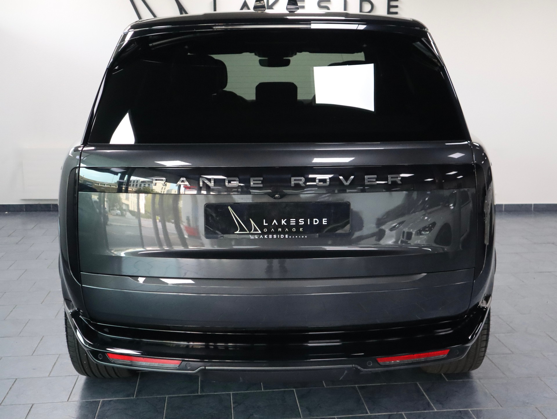 LAND ROVER Range Rover D350 3.0D I6 MHEV HSE Automatic-image-4