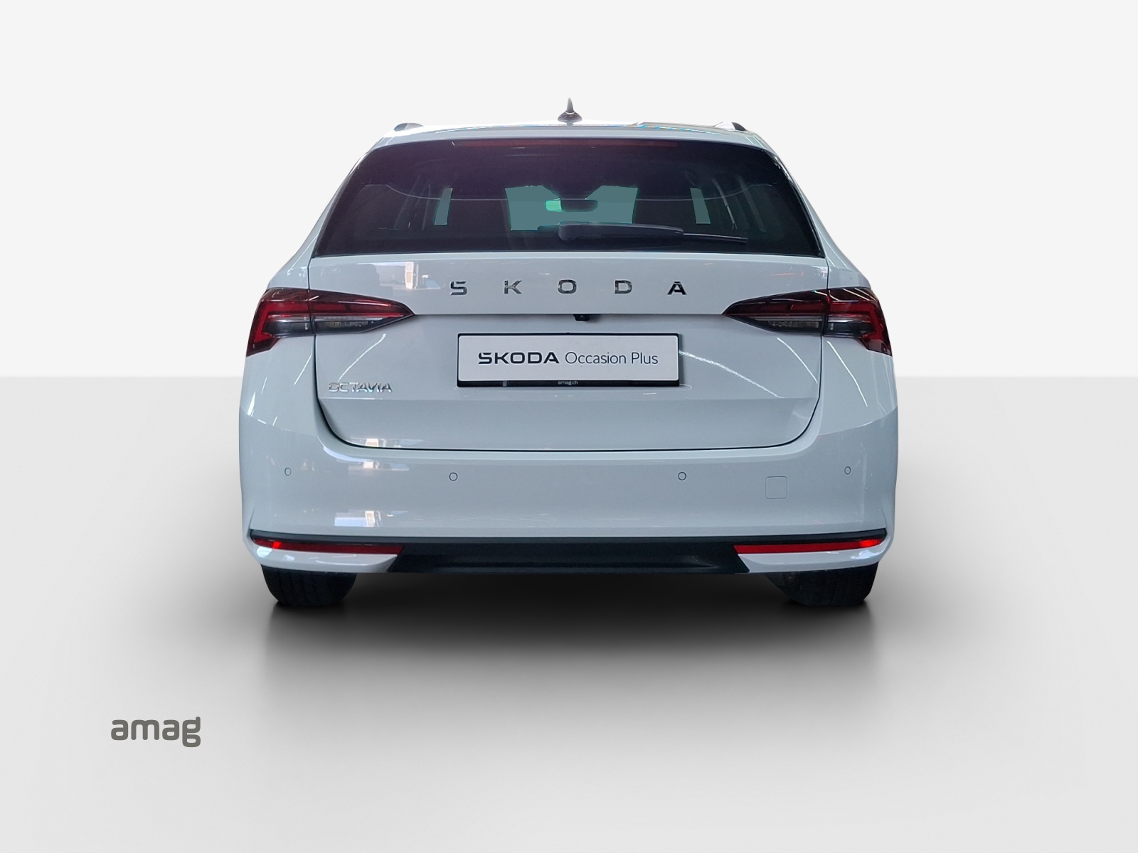 SKODA Octavia Combi 1.5 TSI mHEV DSG Dynamic-showroom-element-3