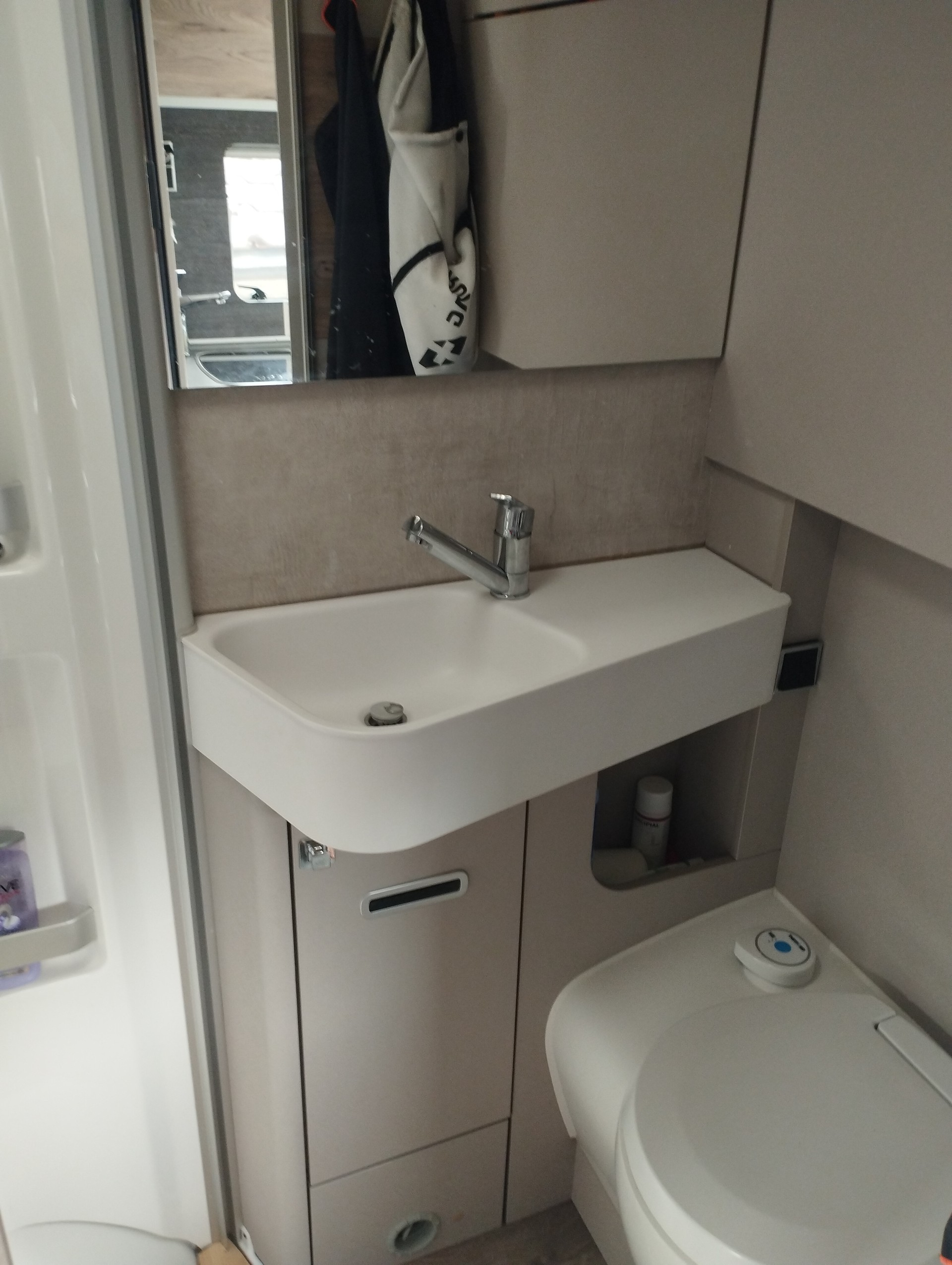HYMER Exis 580 Pure-image-7