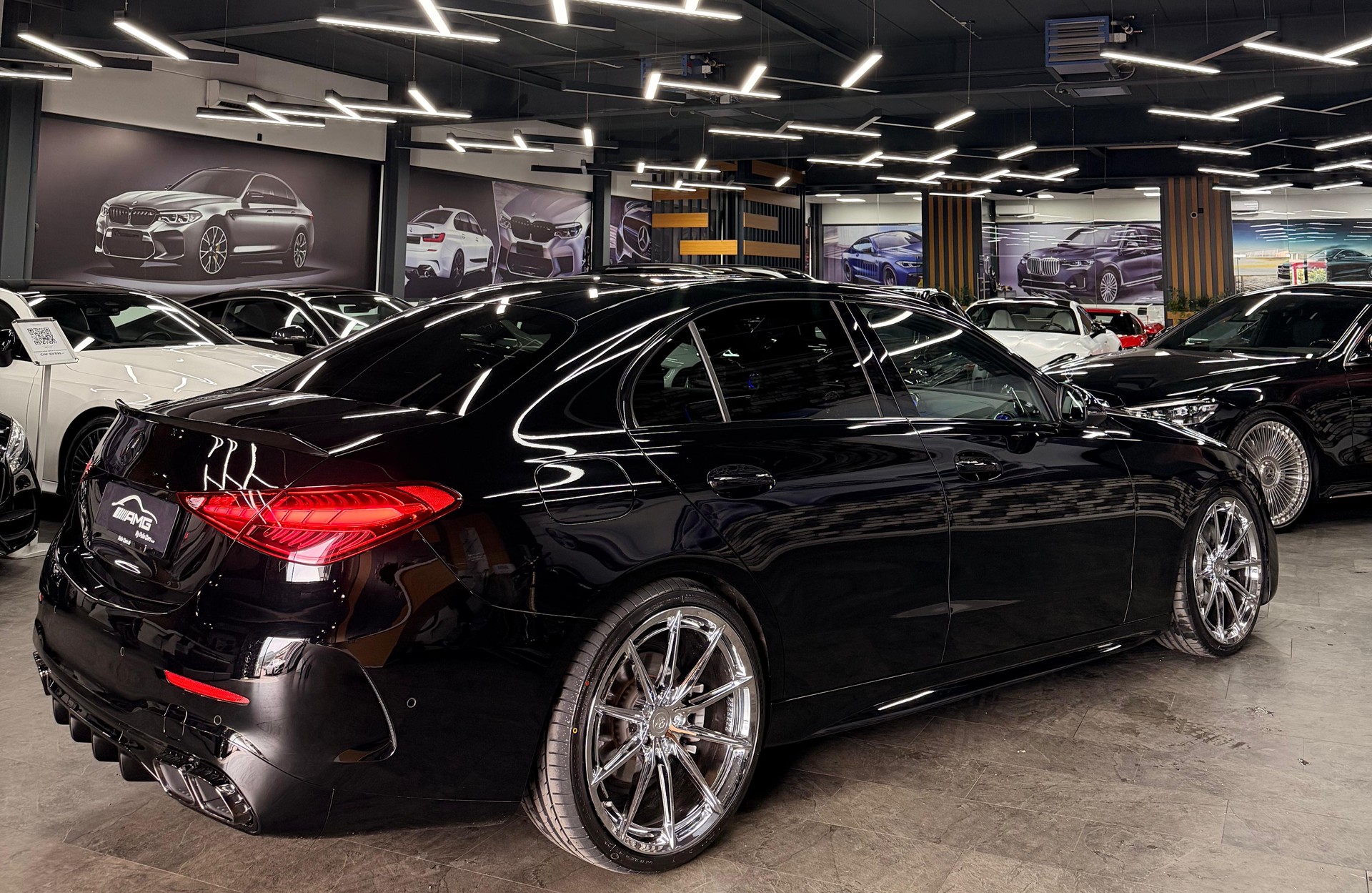 MERCEDES-BENZ C 180 AMG (C63s AMG Bodykit) Limited Black&Silver Performance 5 Jahre Werksgarantie & Gratisservice-image-5
