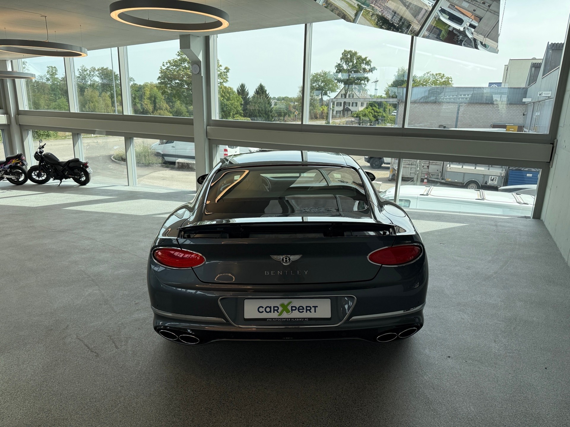 BENTLEY Continental GT 4.0 V8-image-4