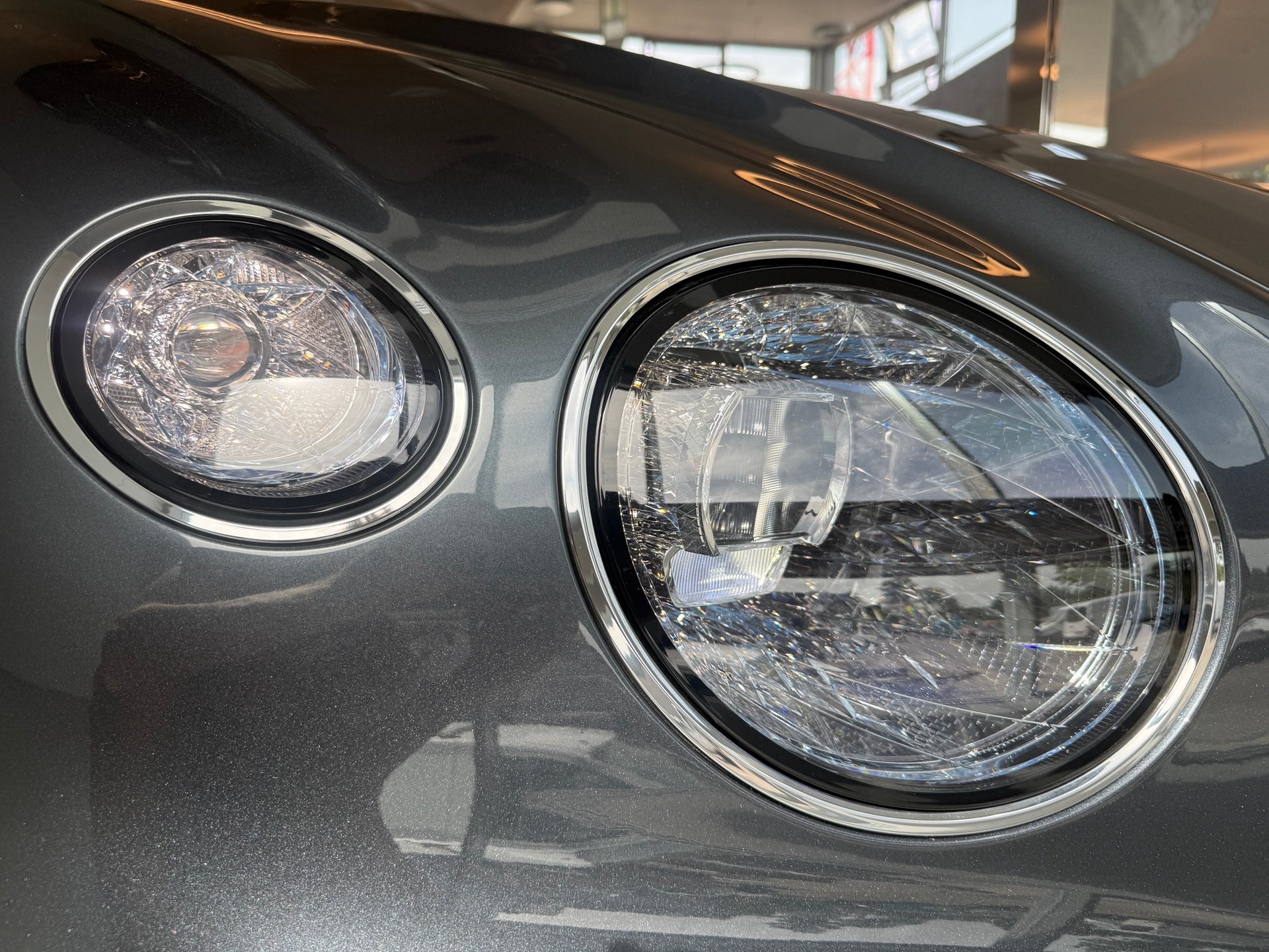 BENTLEY Continental GT 4.0 V8-image-27