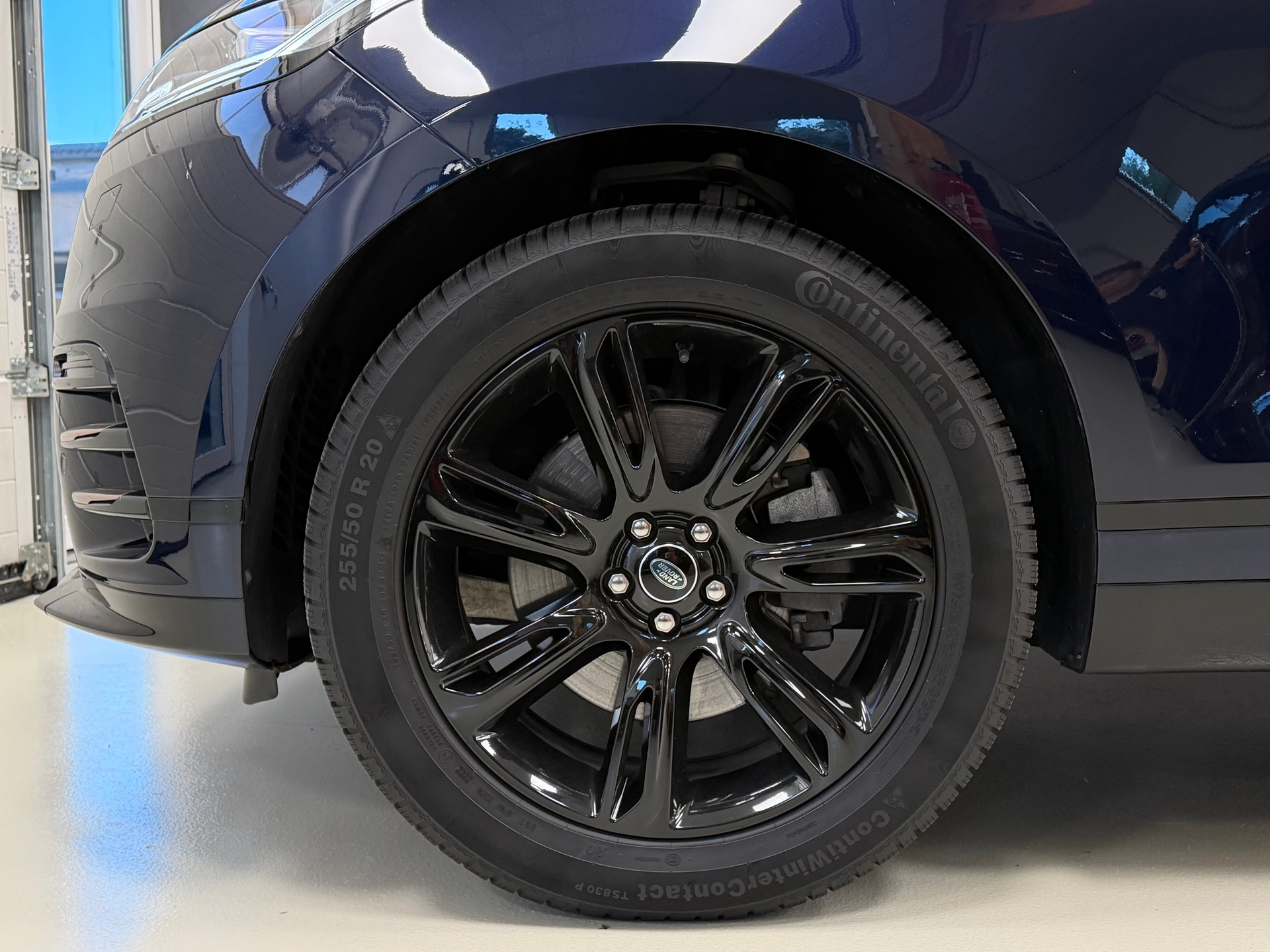 LAND ROVER Range Rover Velar R-Dynamic P 250 S Automatic-image-11