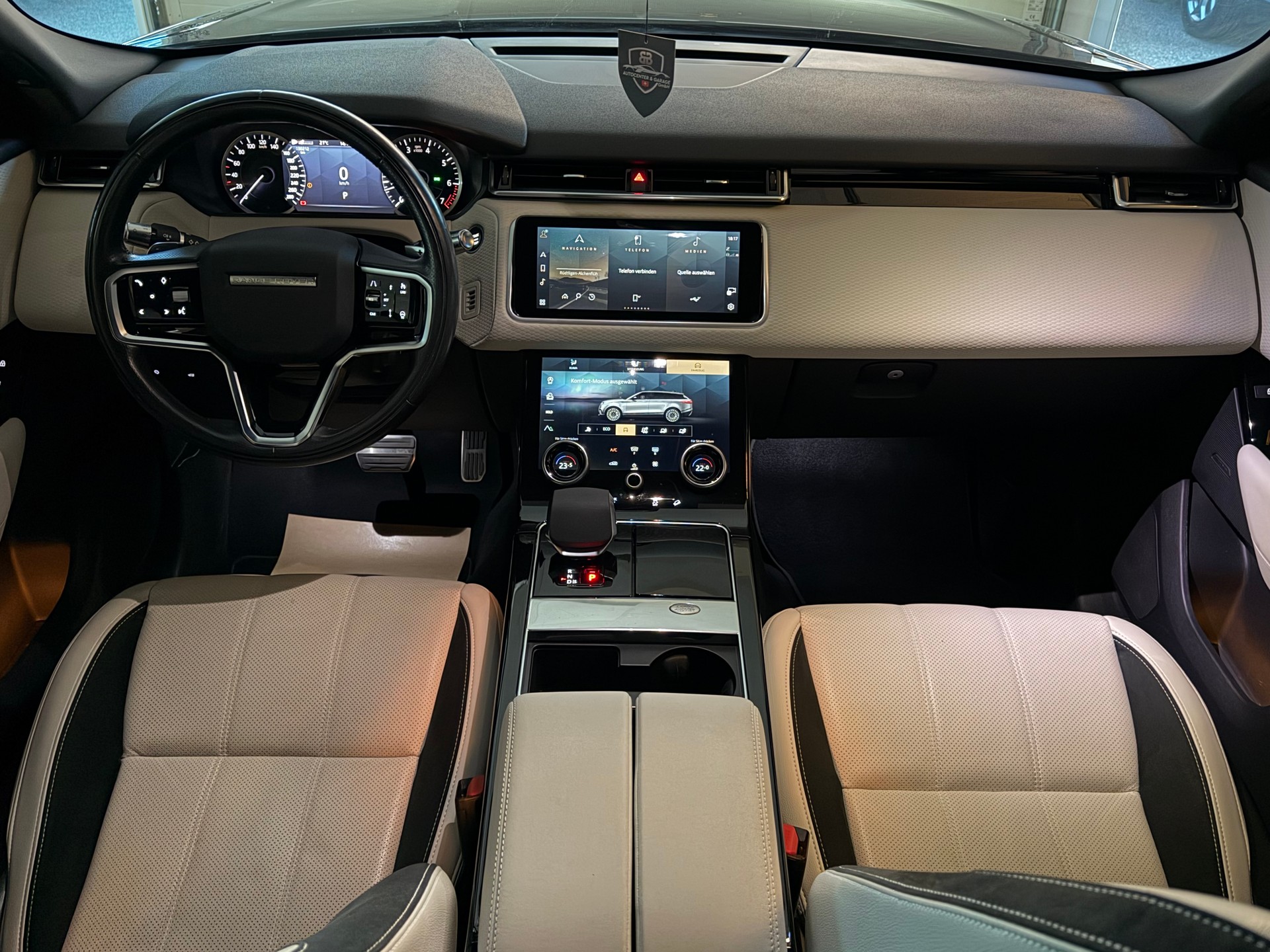 LAND ROVER Range Rover Velar R-Dynamic P 250 S Automatic-image-17