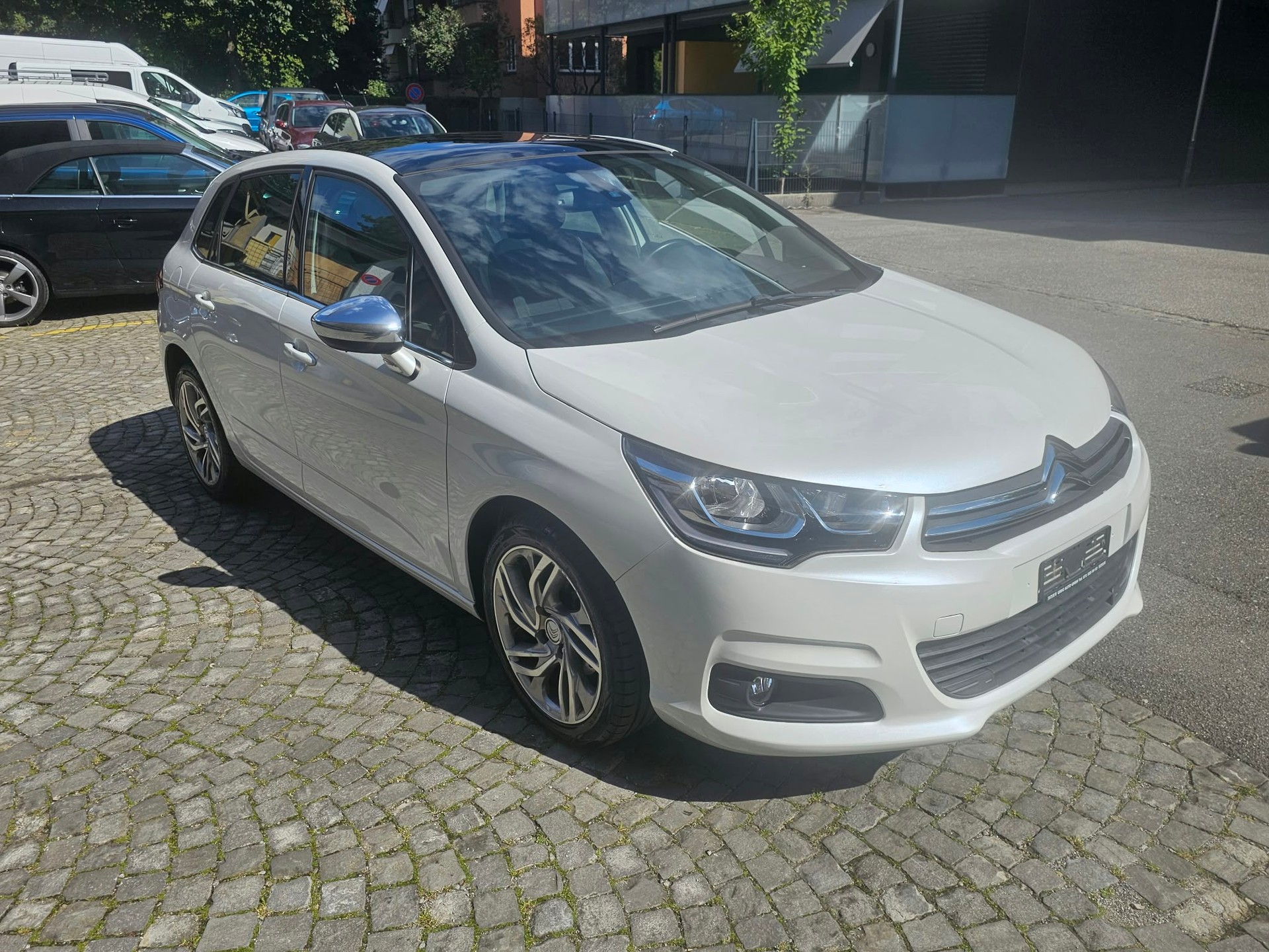 CITROEN C4 1.2 Pure Tech Feel Edition Automatic-image-6
