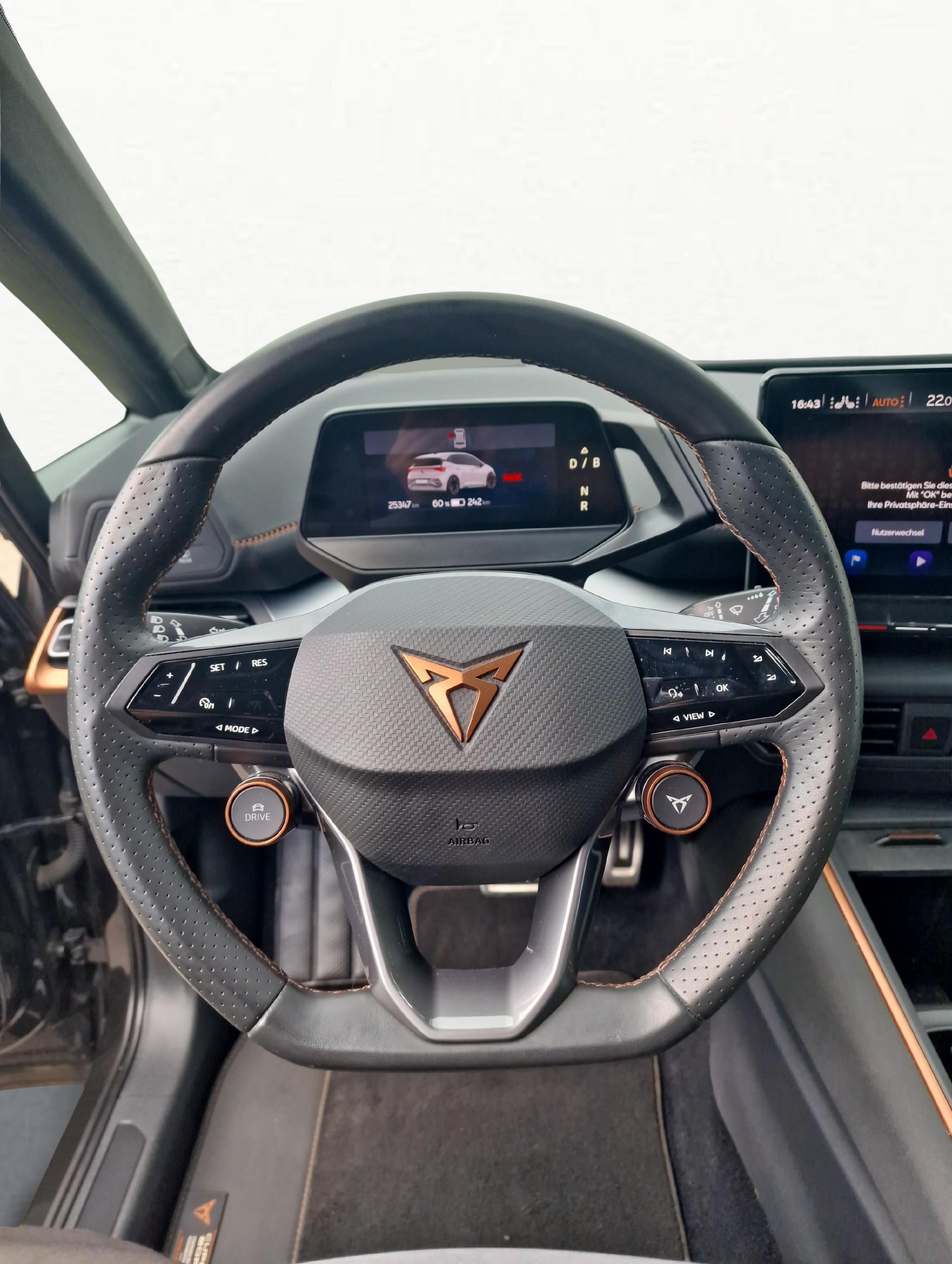 CUPRA Born Electric e-Boost 77 kWh-image-13