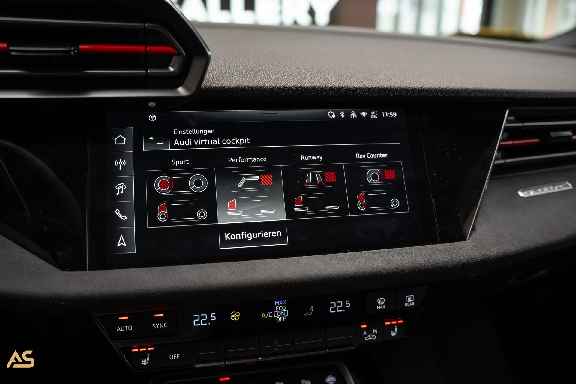 AUDI RS3 Sportback 2.5 TSI Facelift *PROGRESSIVE RED* TRAUM | R8-SCHALENSITZE | PANORAMA | CARBON | WERKSGARANTIE-image-28