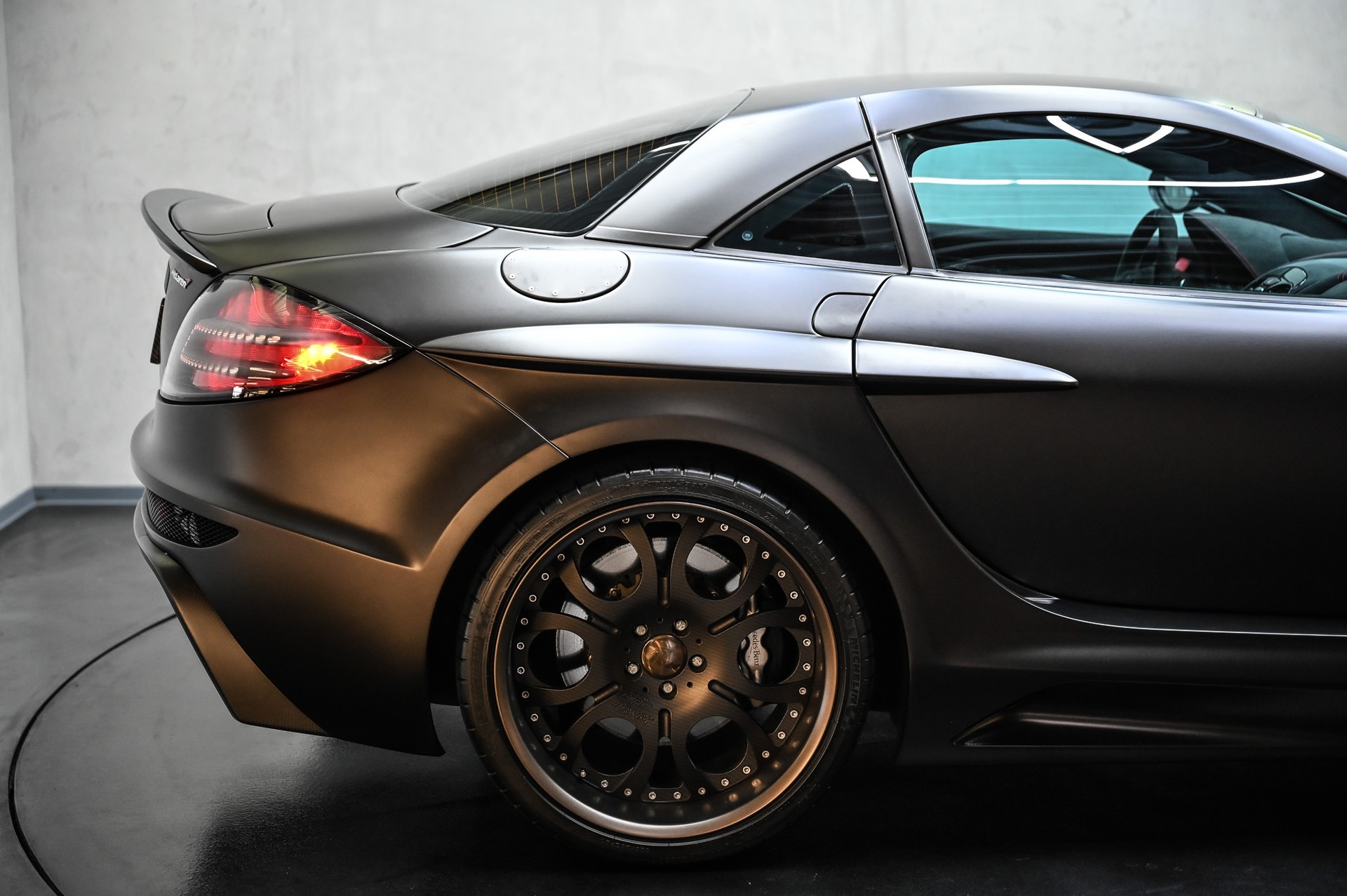 MERCEDES-BENZ SLR McLaren FAB Design Nr. 11 / 15-image-17