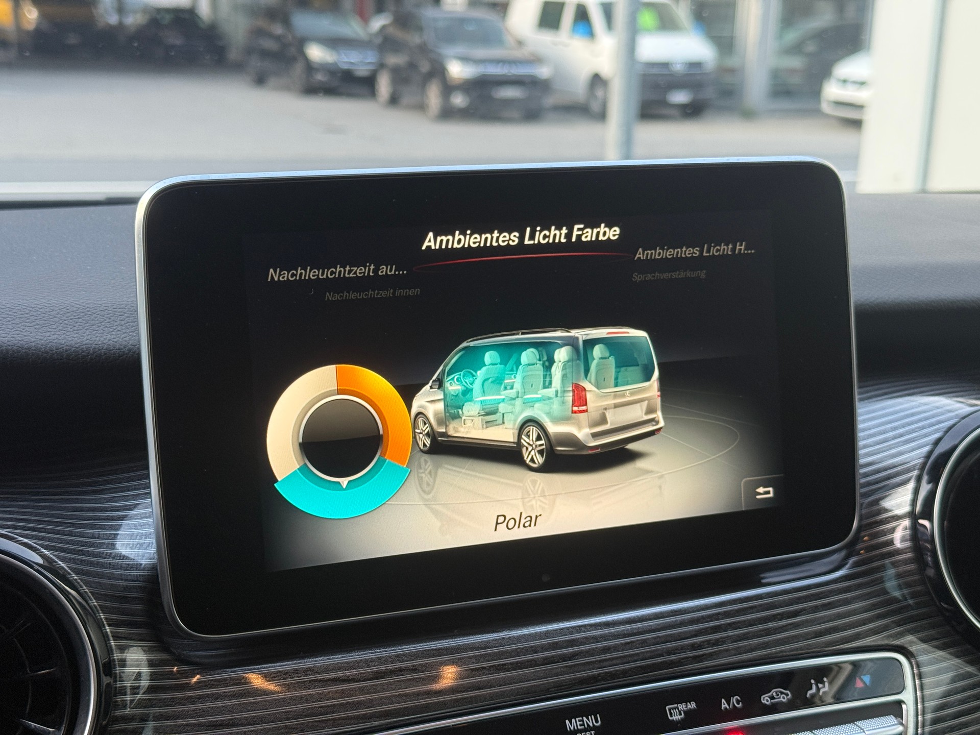 MERCEDES-BENZ V 250 d lang Exclusive 4Matic 9G-Tronic-image-27