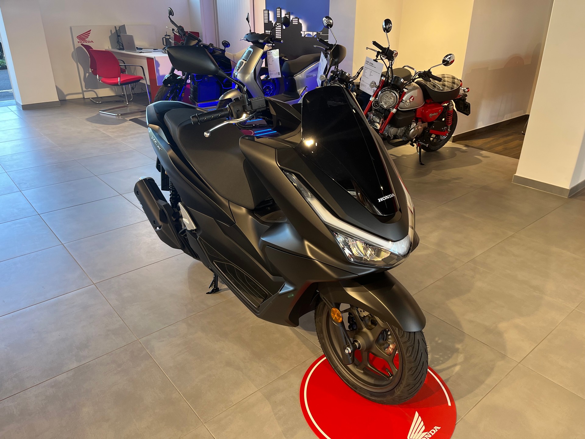 HONDA PCX 125 DX TFT. connectivity-image-6