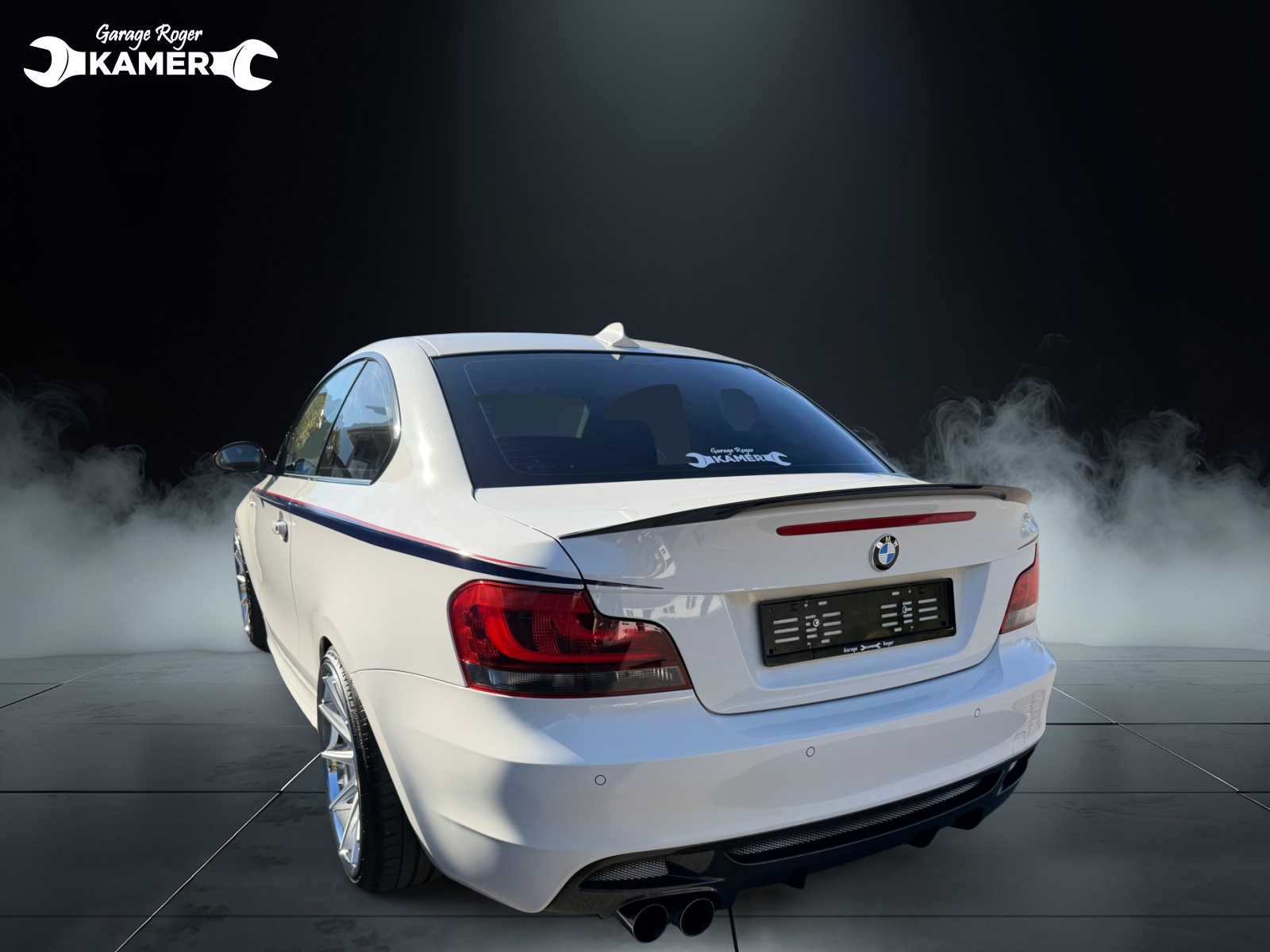 BMW 135i Coupé BMW Sauber F1 Edition-showroom-element-3