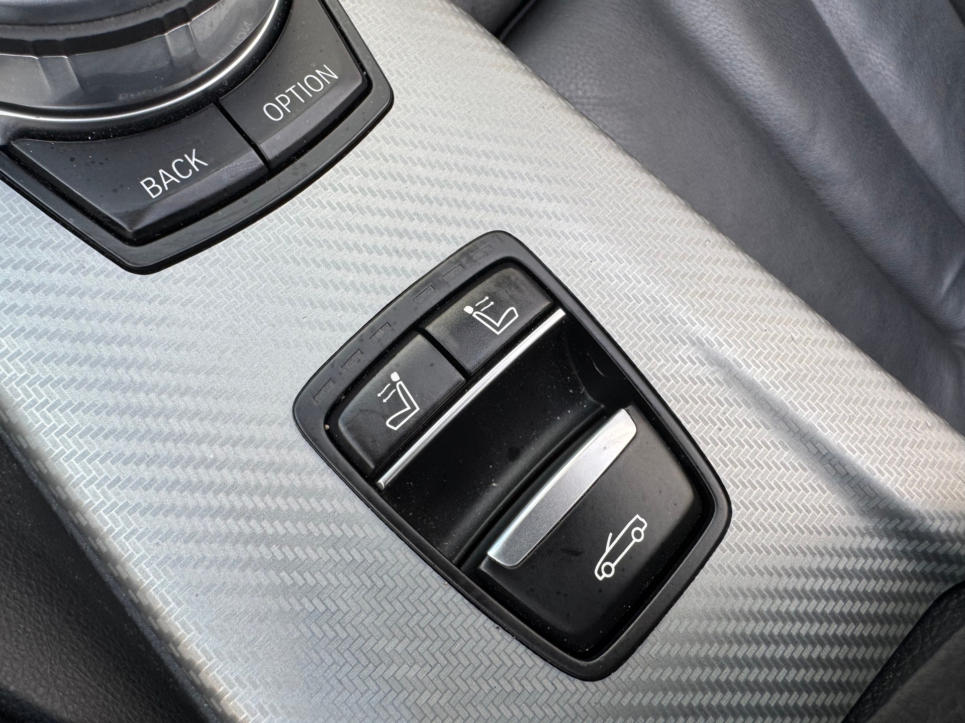 BMW 430i Cabriolet xDrive M Sport Steptronic-image-15