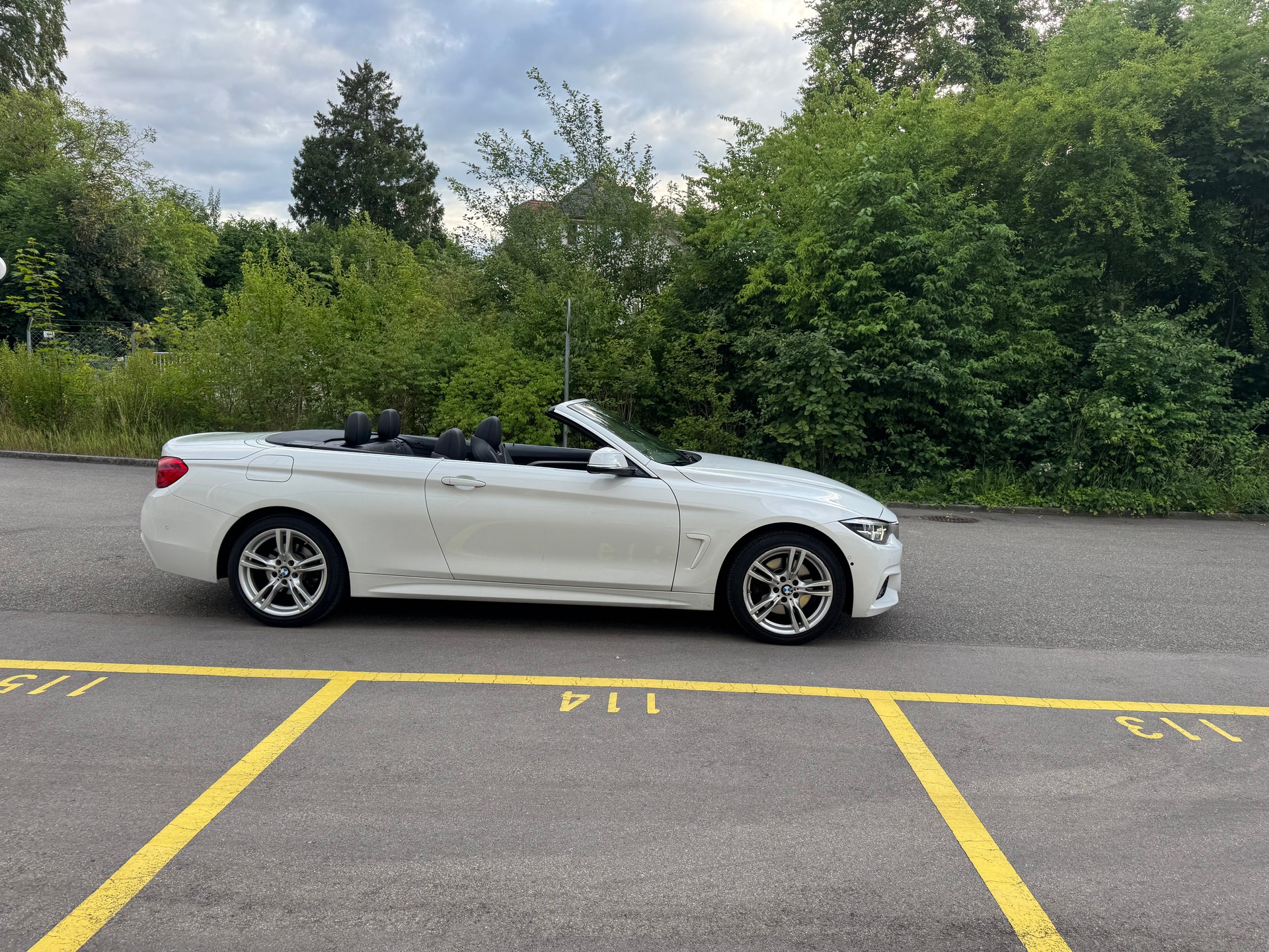 BMW 430i Cabriolet xDrive M Sport Steptronic-showroom-element-3