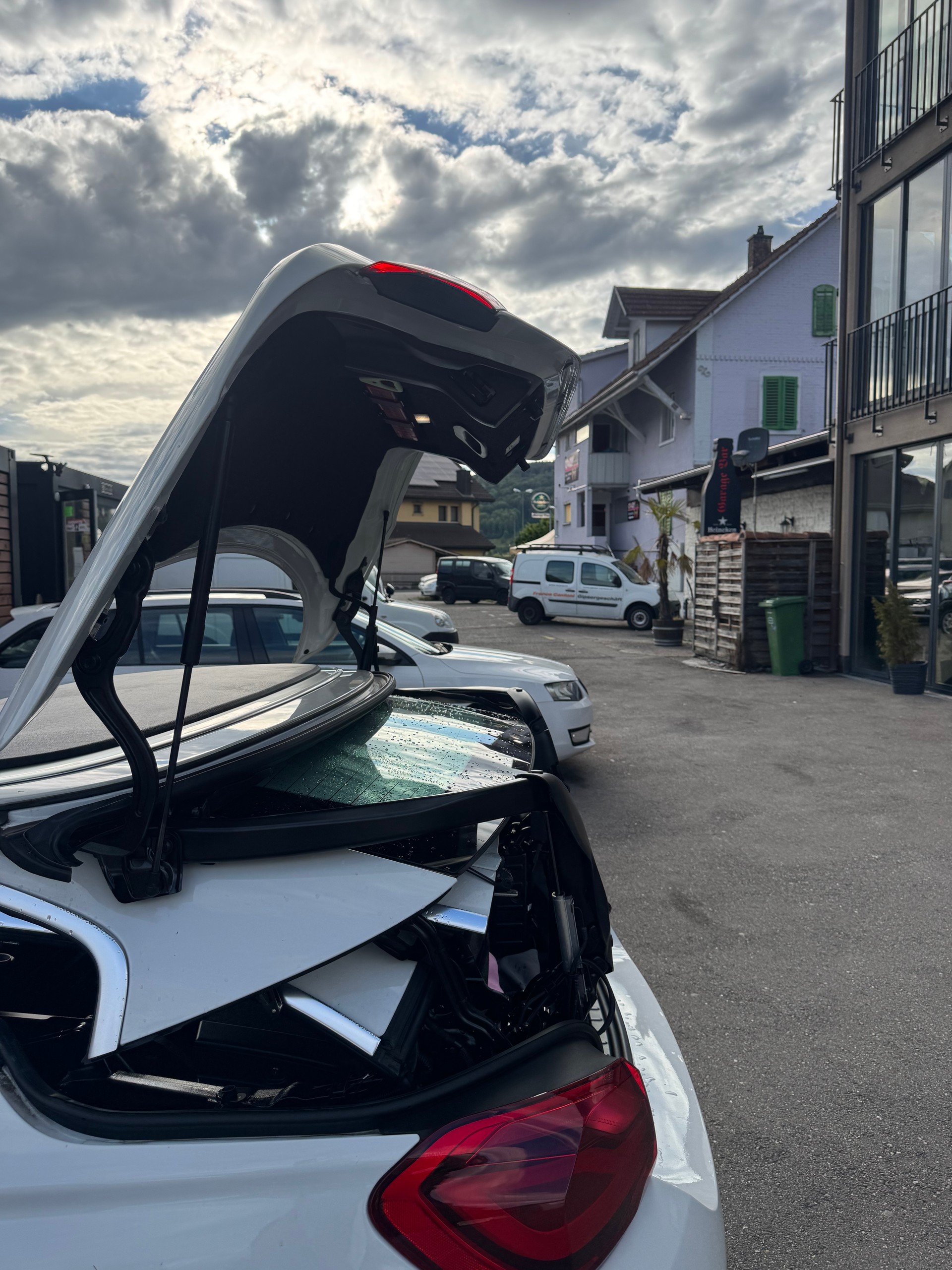BMW 430i Cabriolet xDrive M Sport Steptronic-image-21