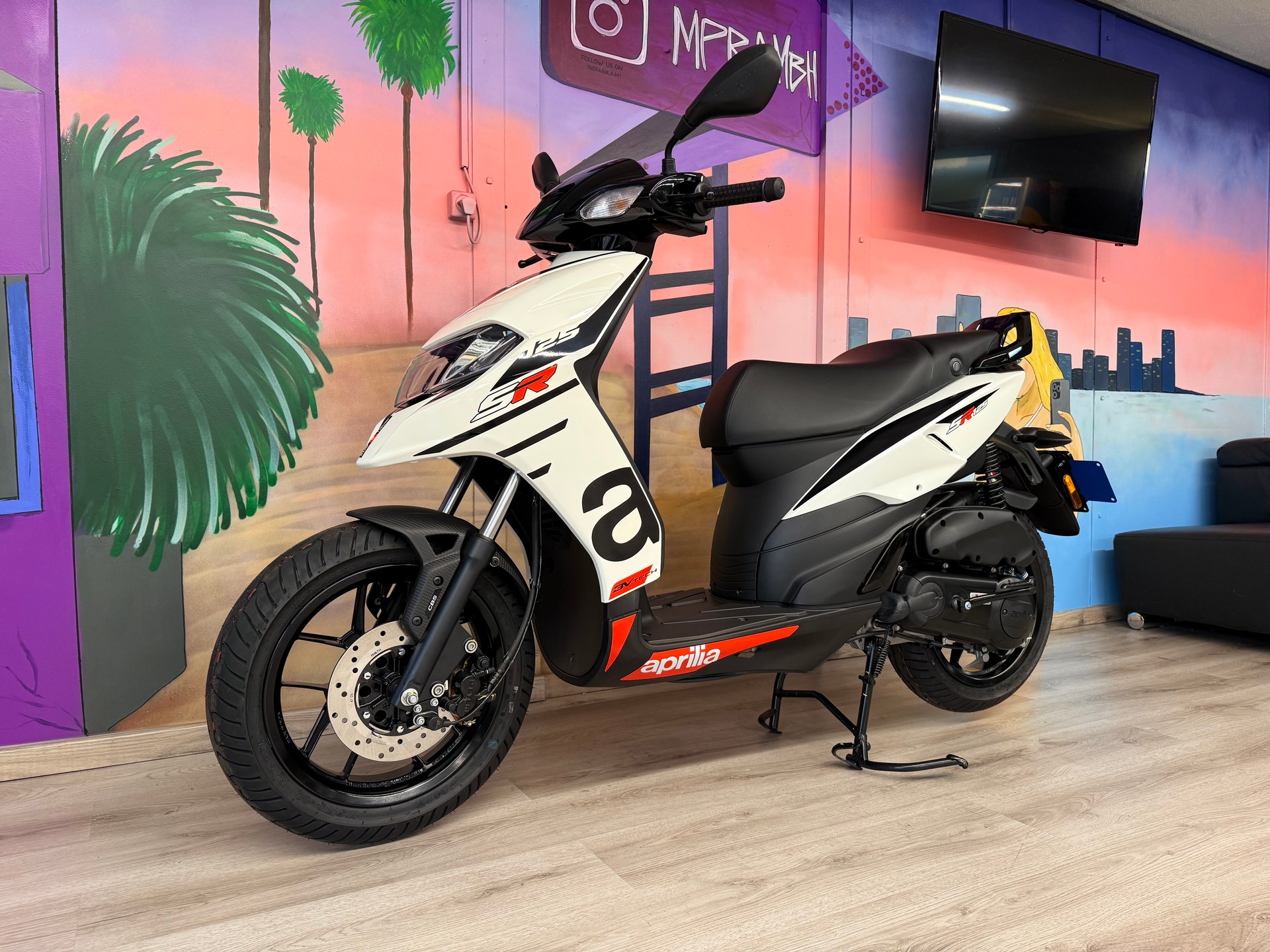 APRILIA SR 125-image-3