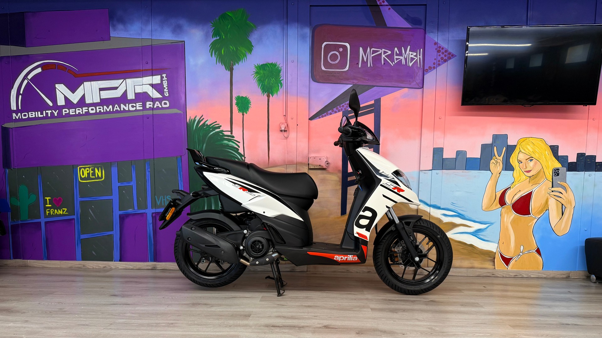 APRILIA SR 125-image-0