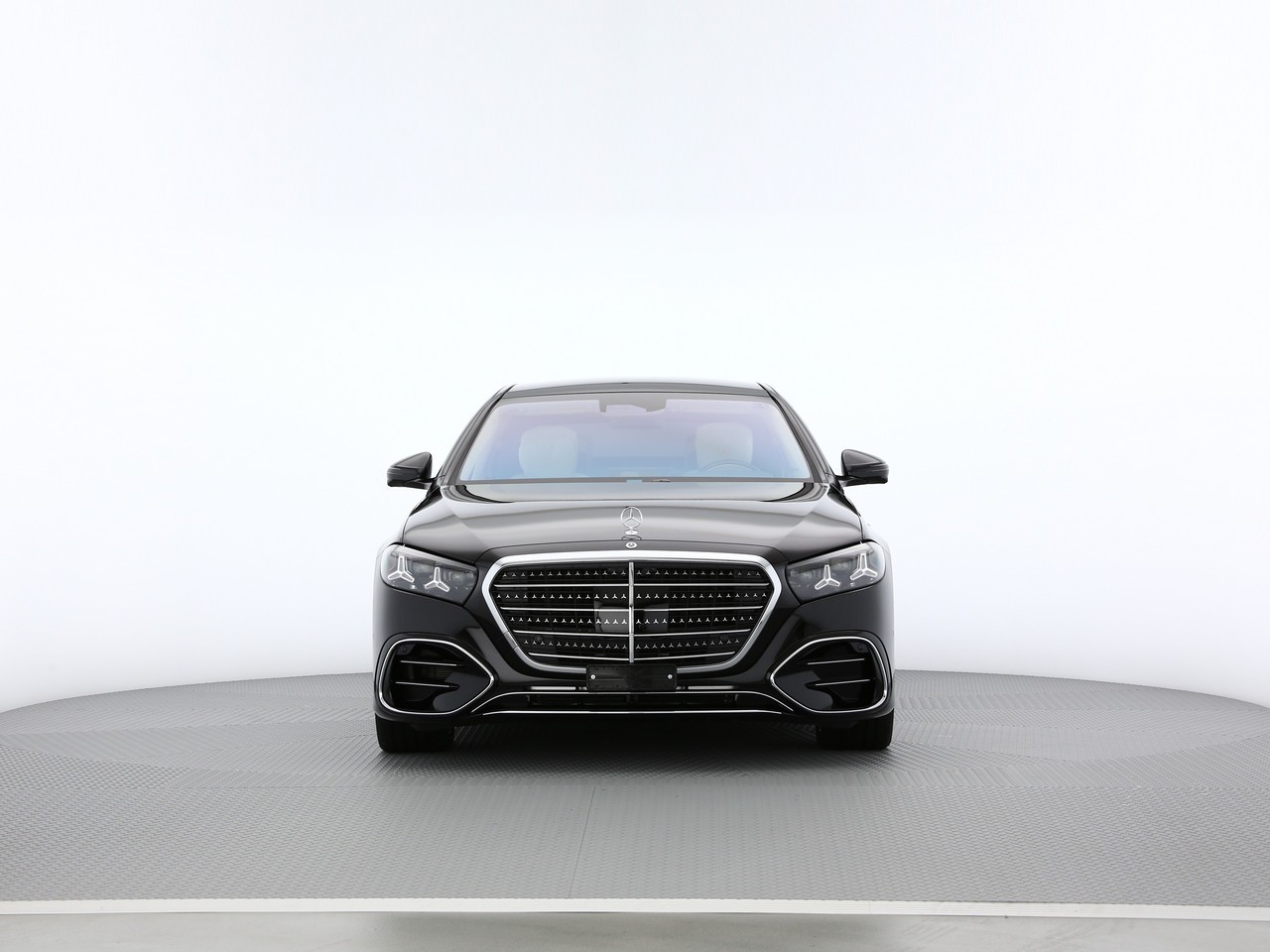 MERCEDES-BENZ S 580 L 4Matic 9G-Tronic-showroom-element-1