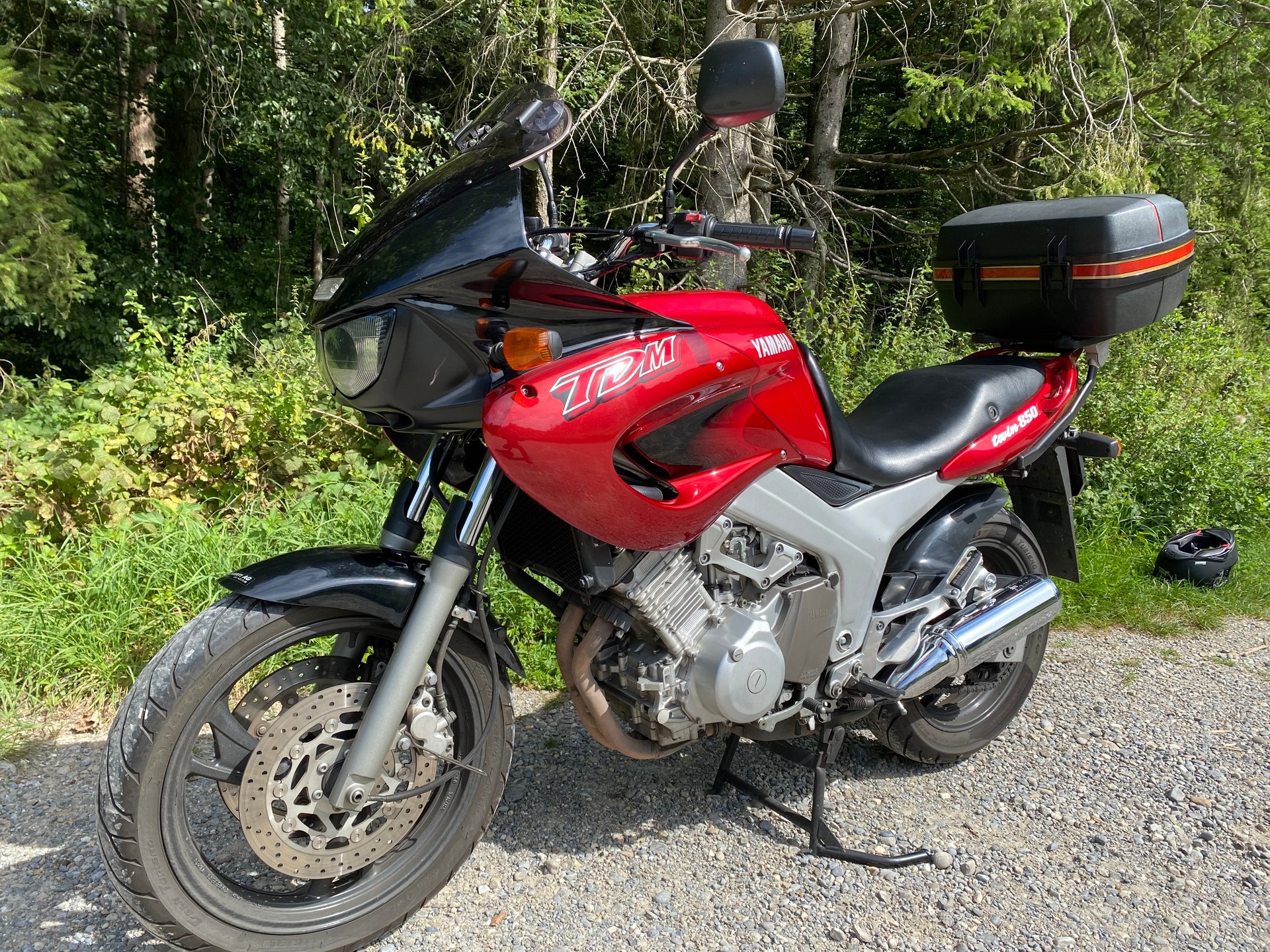 YAMAHA TDM 850-image-2