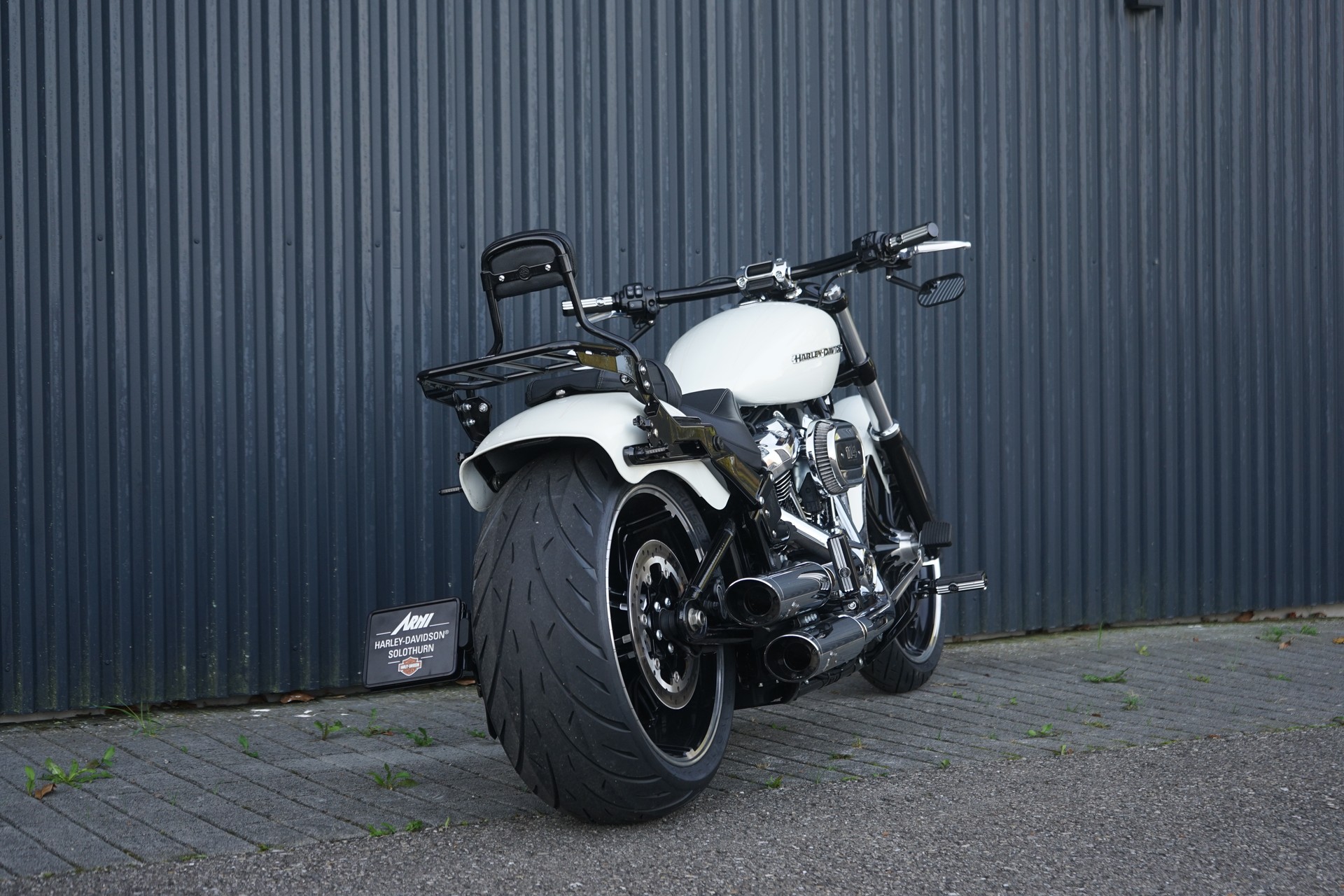 HARLEY-DAVIDSON FXBRS Breakout 114 ABS-image-3