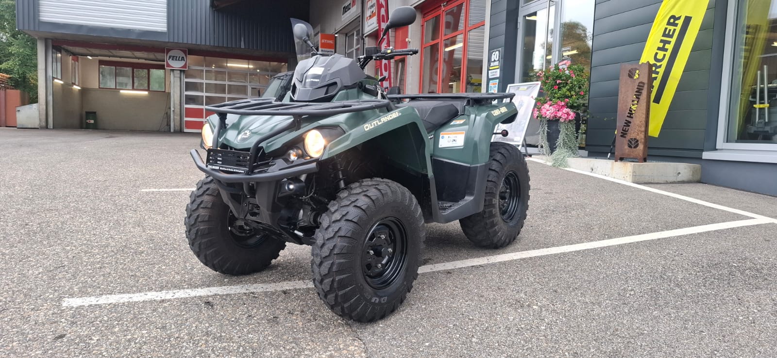 CAN-AM Outlander 570 L XU 4x4-image-0