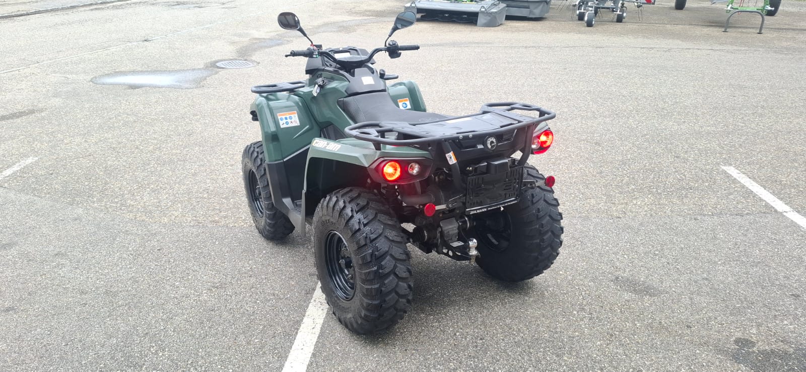 CAN-AM Outlander 570 L XU 4x4-image-4