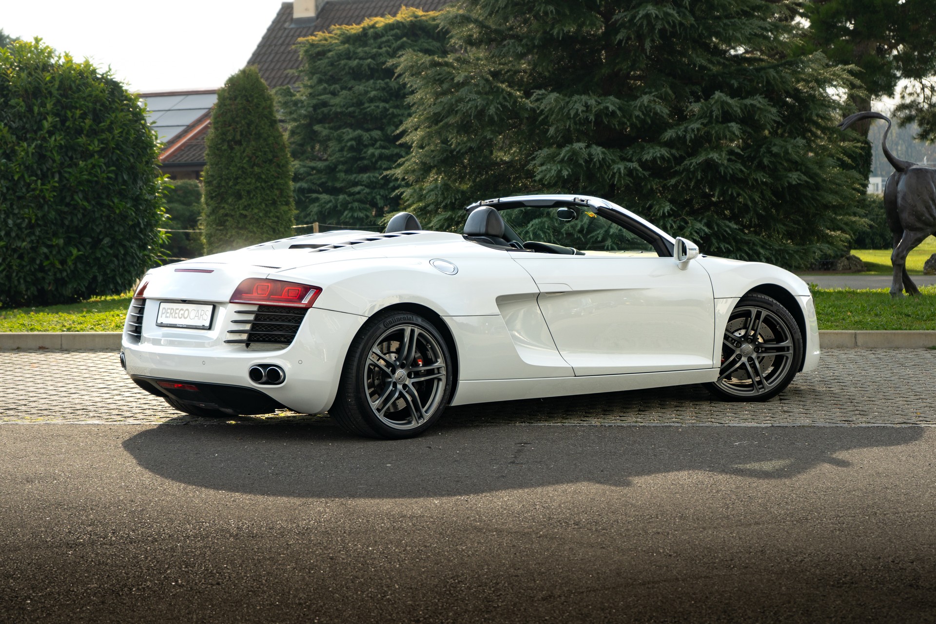 AUDI R8 Spyder 4.2-image-11