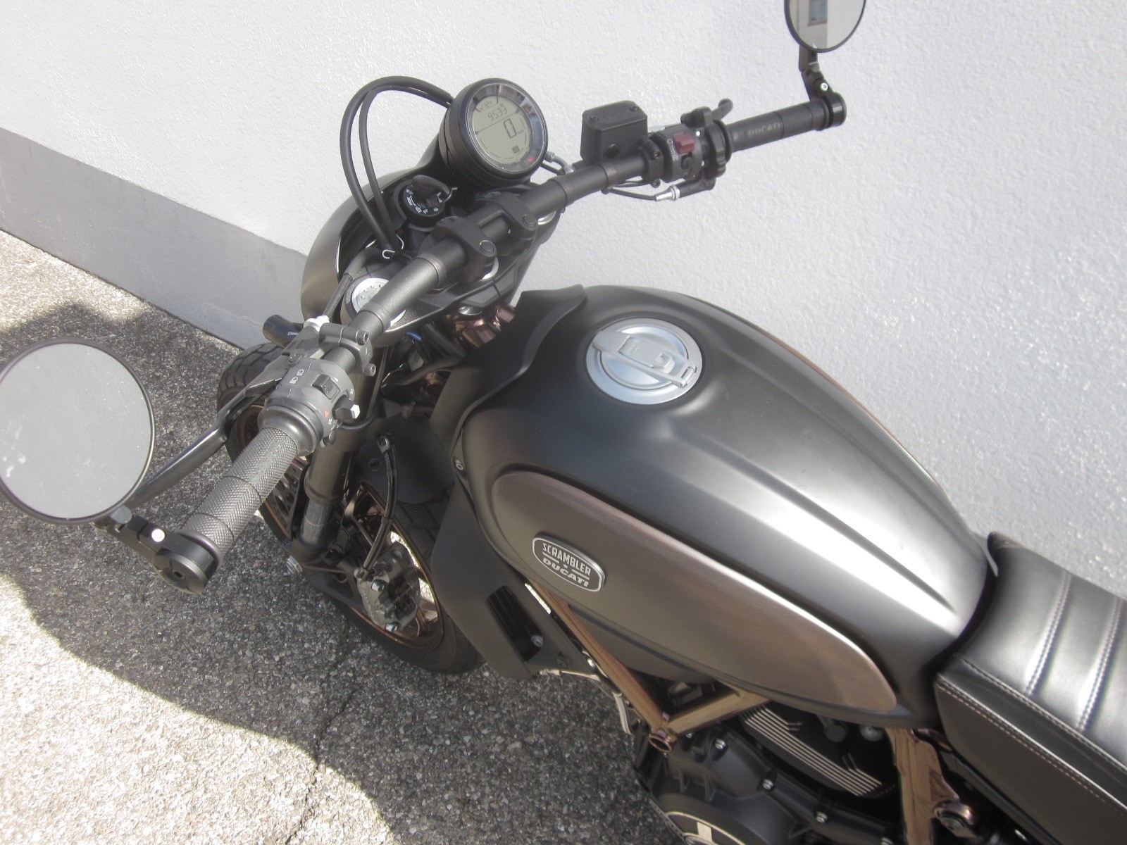 DUCATI Scrambler 800 Italia Indepedent-image-4