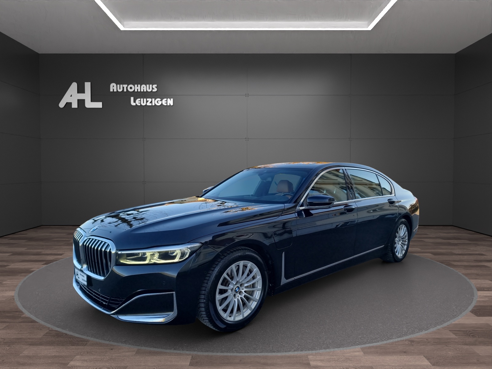 BMW 745Le xDrive Steptronic