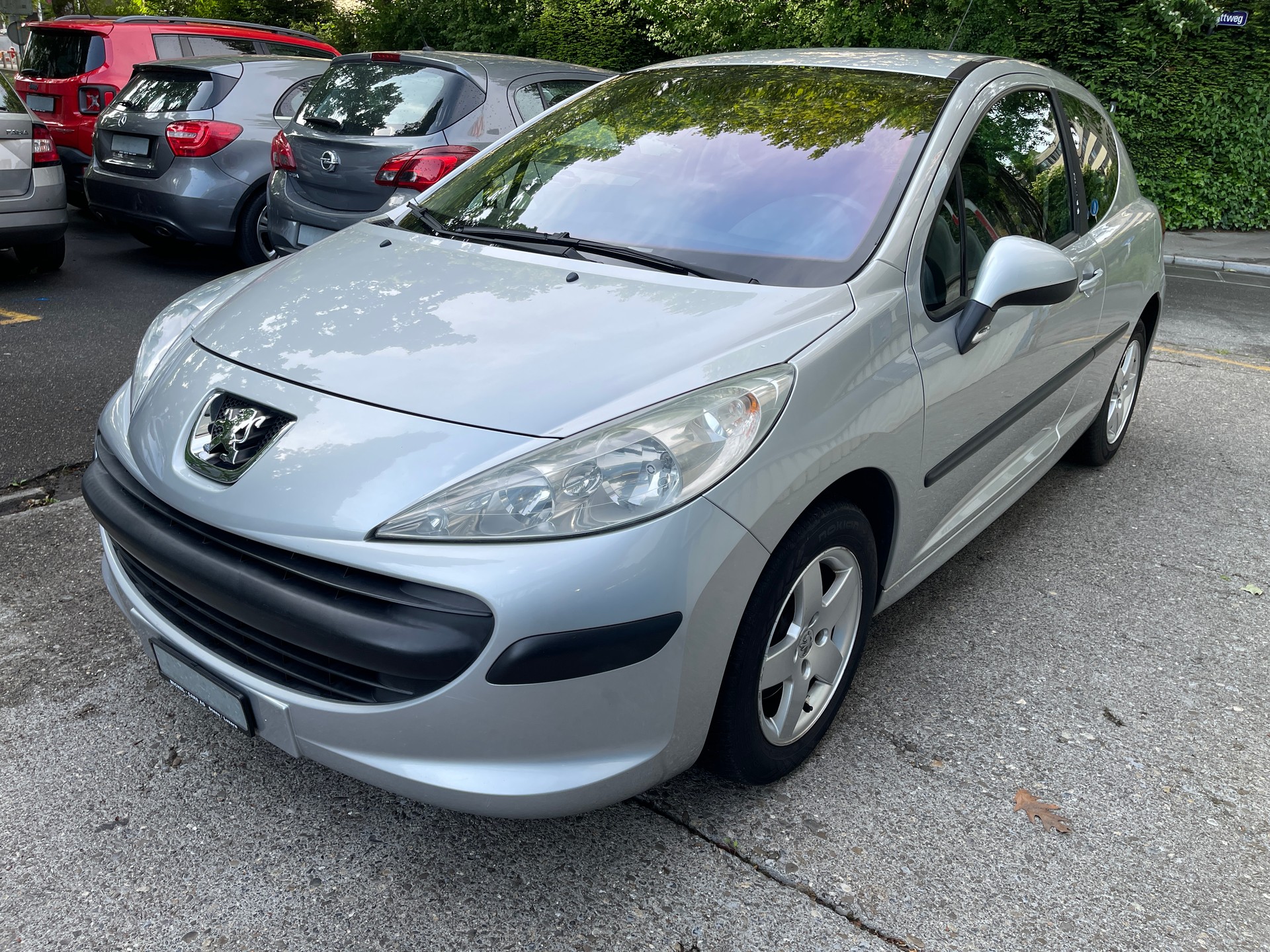 PEUGEOT 207 1.4 16V Trendy Clim'