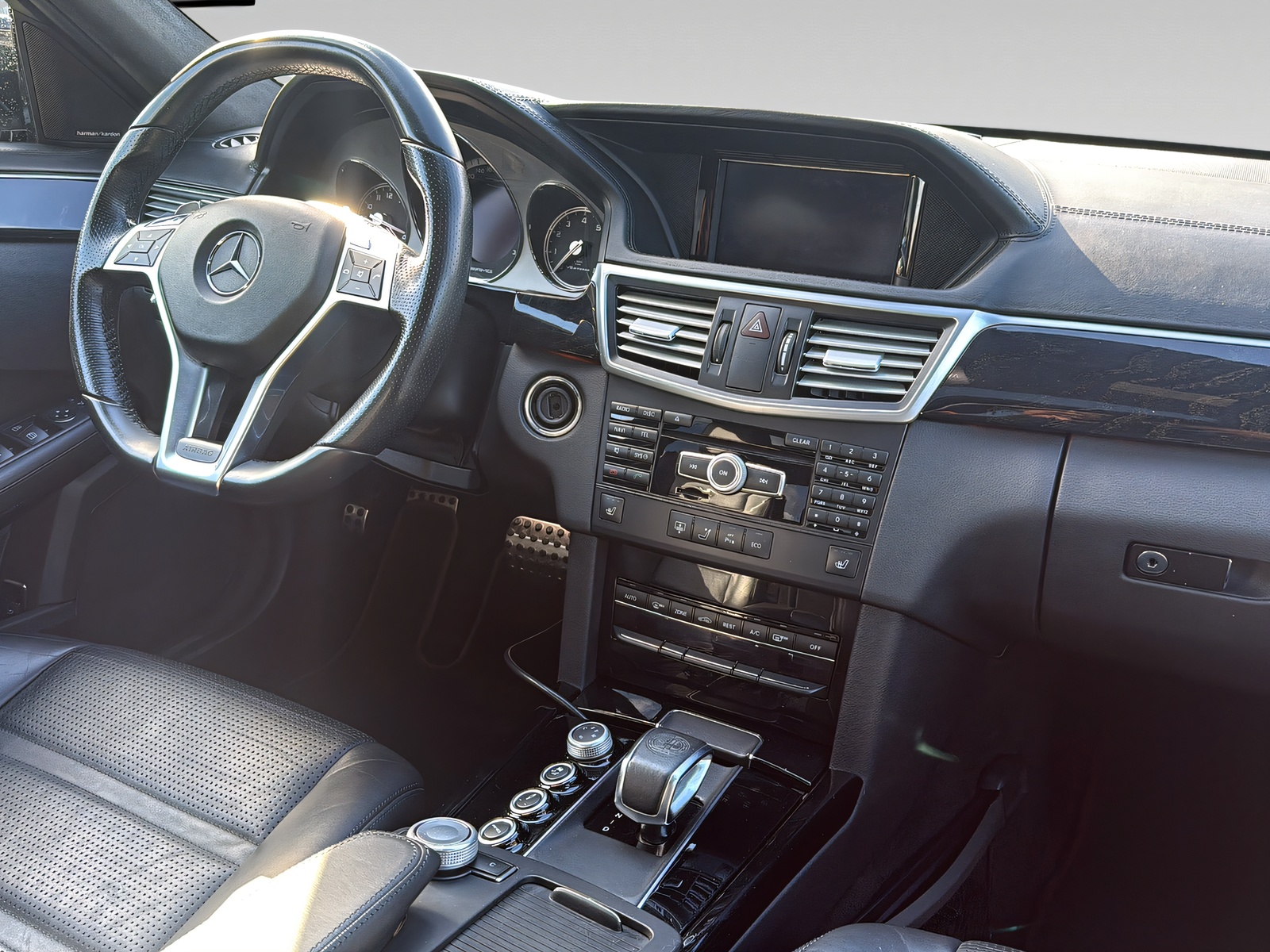 MERCEDES-BENZ E 63 CGI AMG 7G-Tronic-image-11