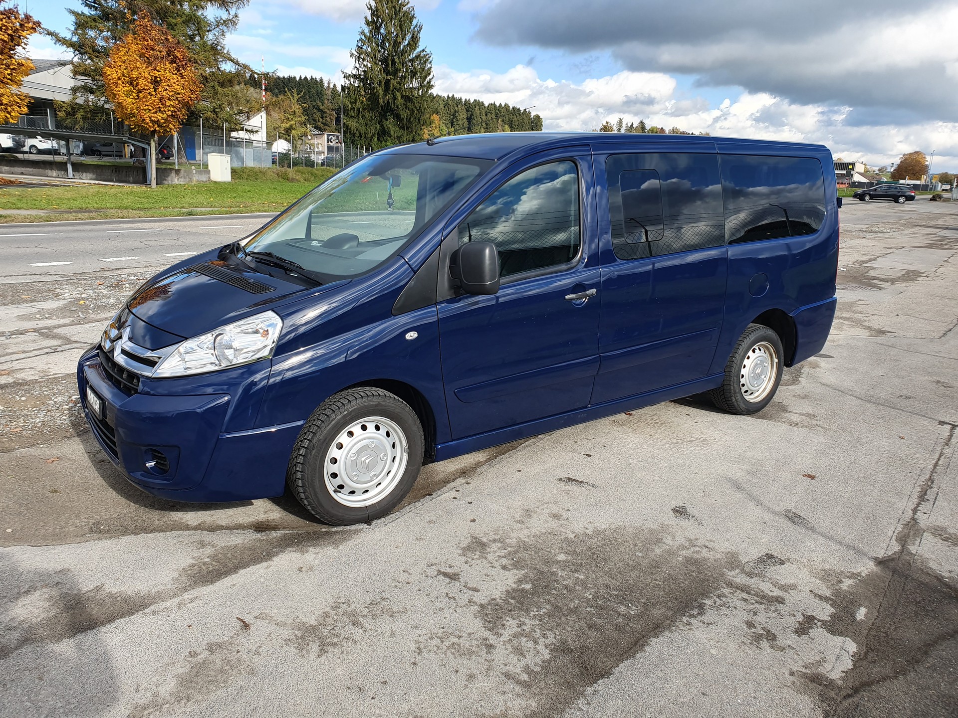 CITROEN Jumpy 2.0 HDi L2H1 Attraction-image-1