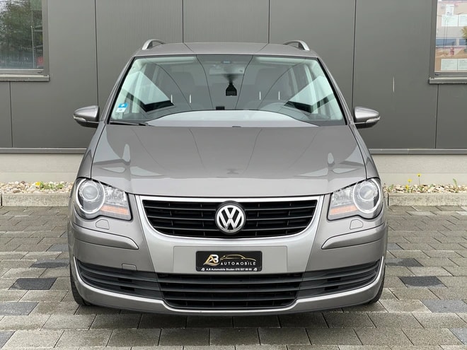 VW Touran 1.9 TDI BlueMotion Team-image-7
