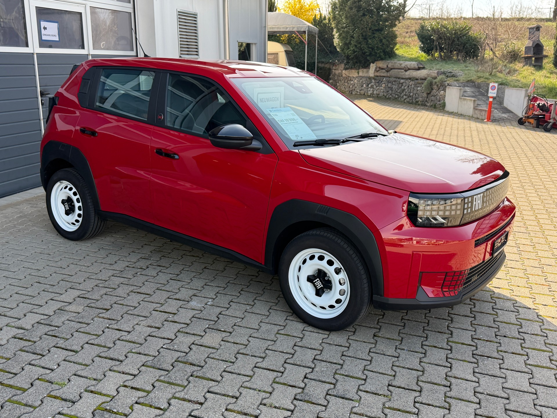 FIAT Grande Panda Elektro Red-image-15