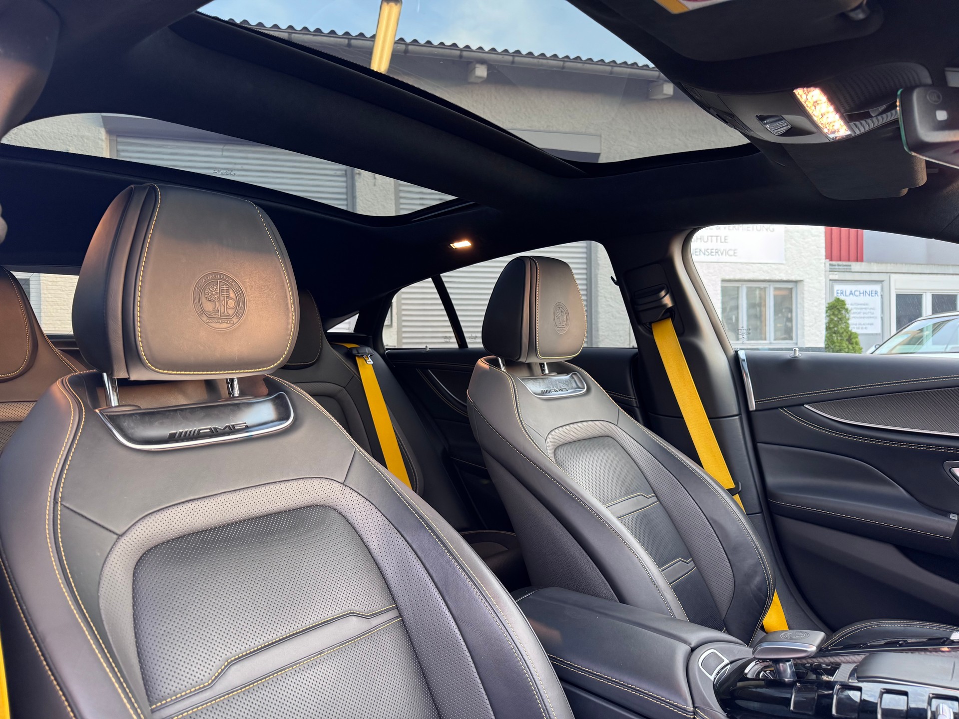 MERCEDES-BENZ AMG GT 4 63 S 4Matic+ E Performance AMG Sondermodell 1 MCT-image-11