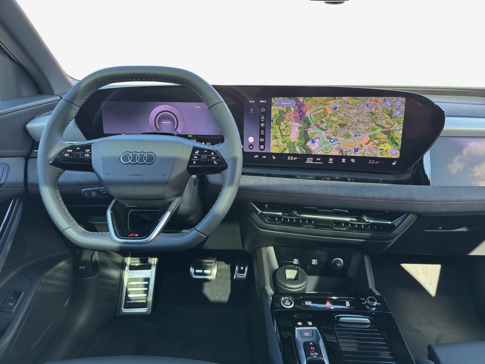 AUDI Q6 Sportback e-tron quattro-image-12