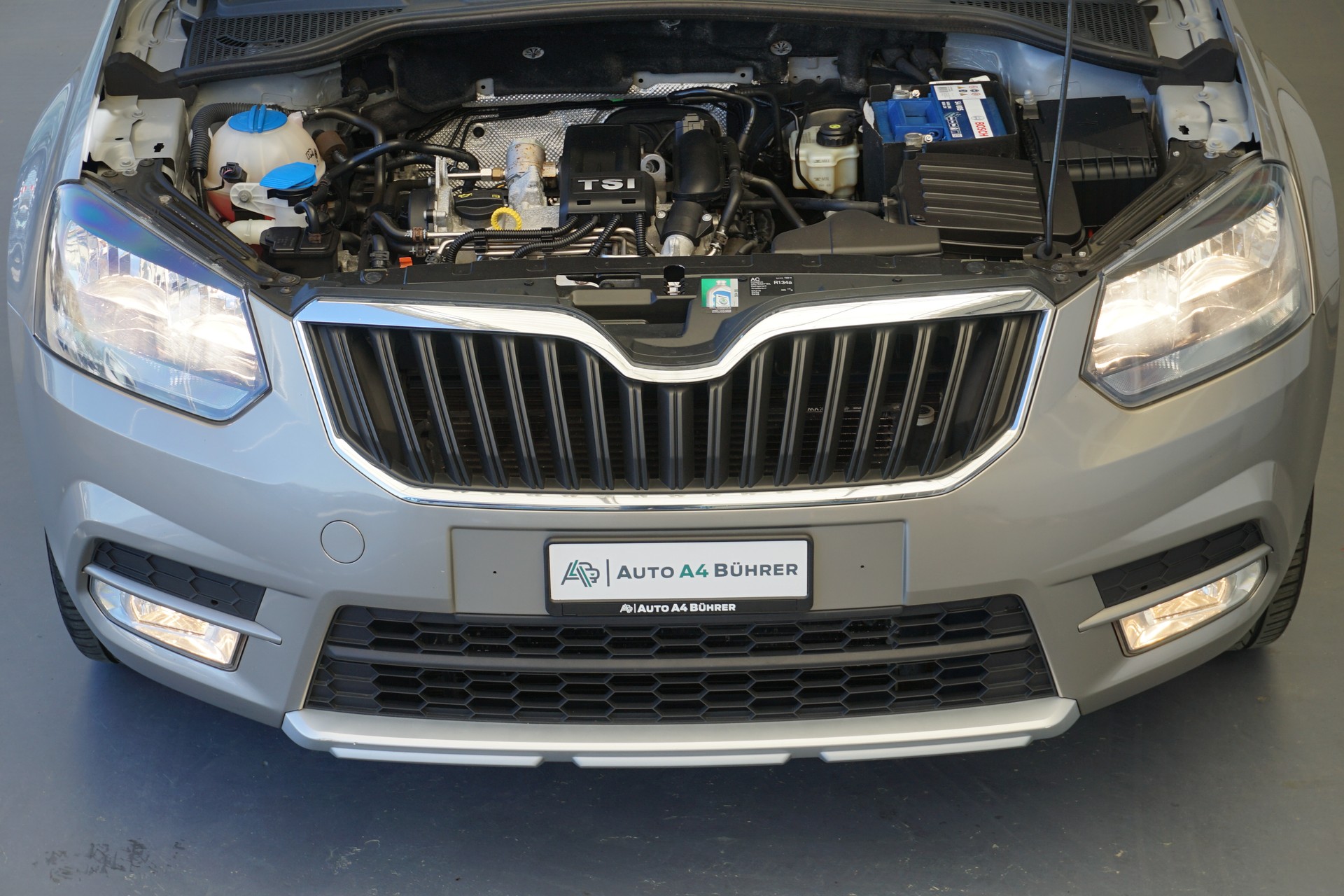 SKODA Yeti 1.2 TSI Active DSG-Automat 105PS-image-10
