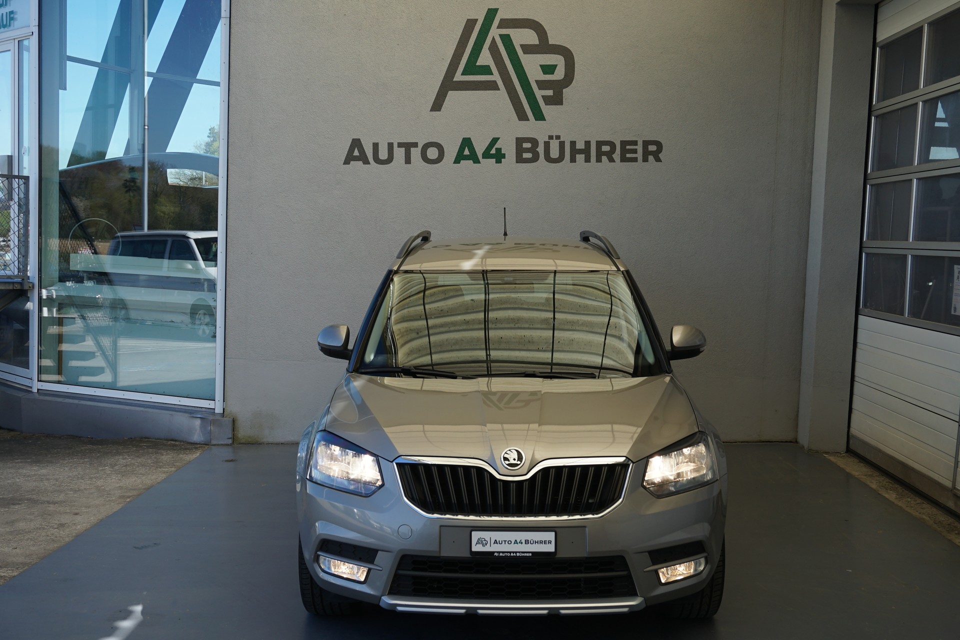 SKODA Yeti 1.2 TSI Active DSG-Automat 105PS-image-7