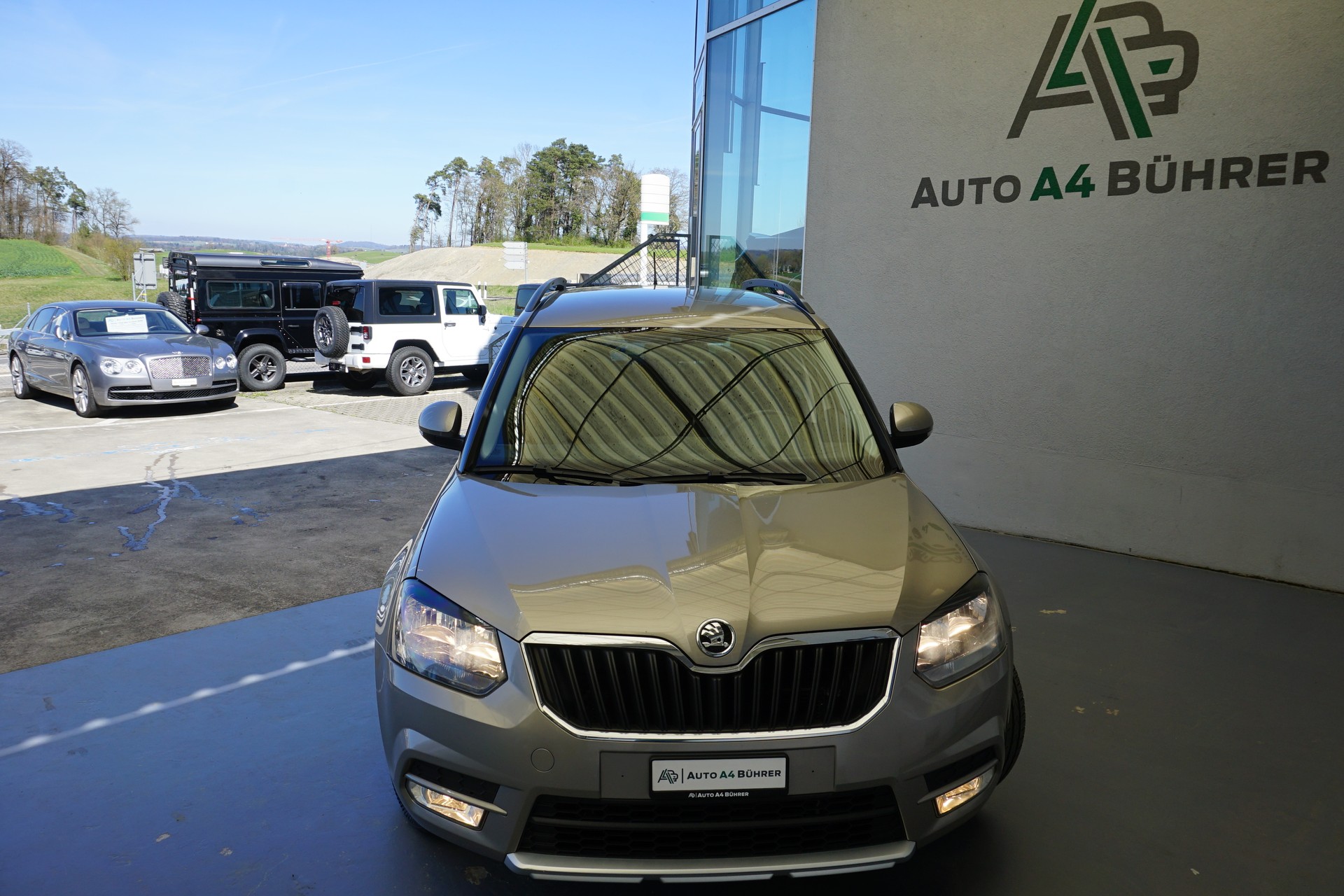 SKODA Yeti 1.2 TSI Active DSG-Automat 105PS-showroom-element-2
