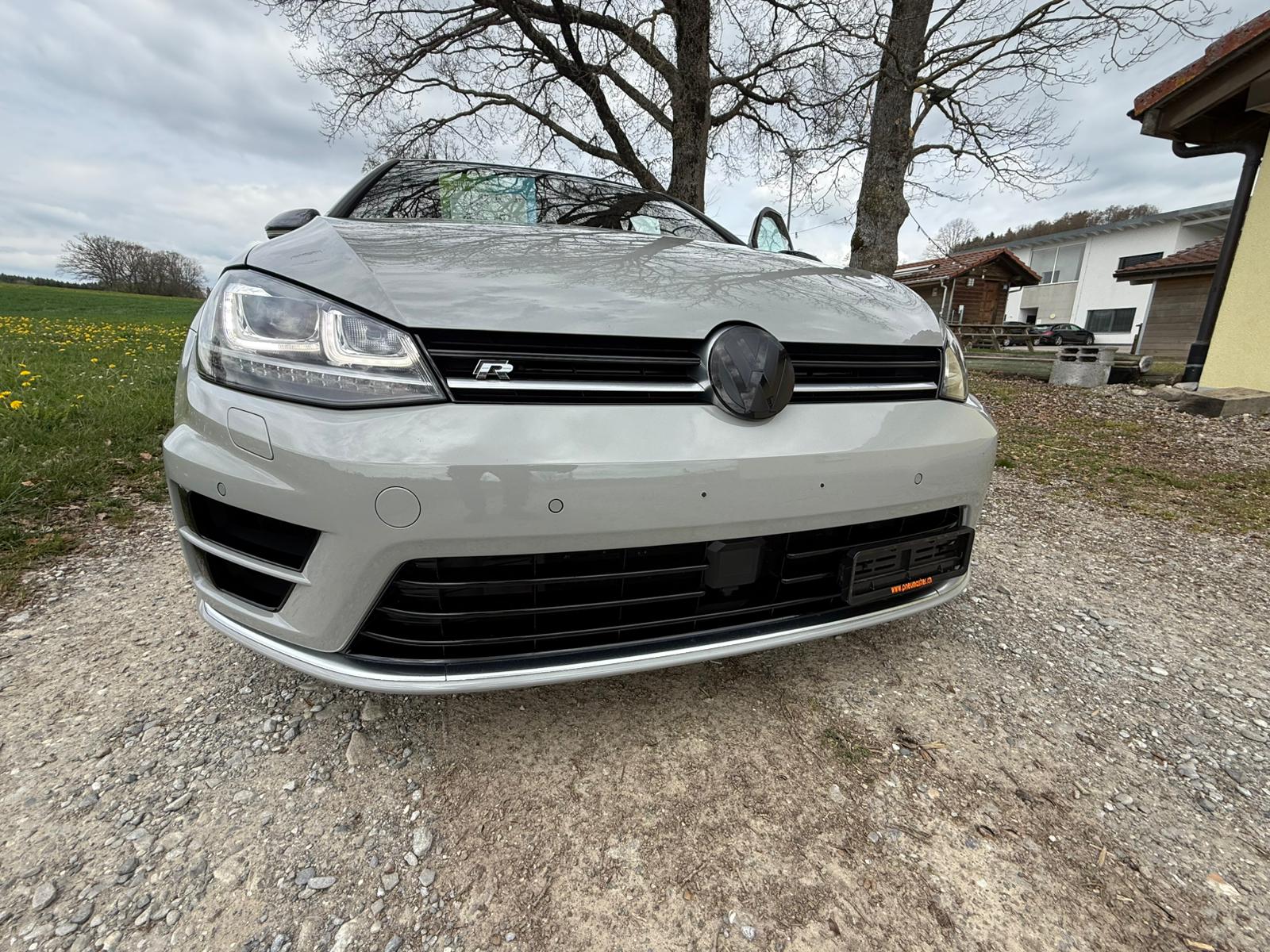 VW Golf Variant 2.0 TSI R360S 4 Motion DSG-image-13