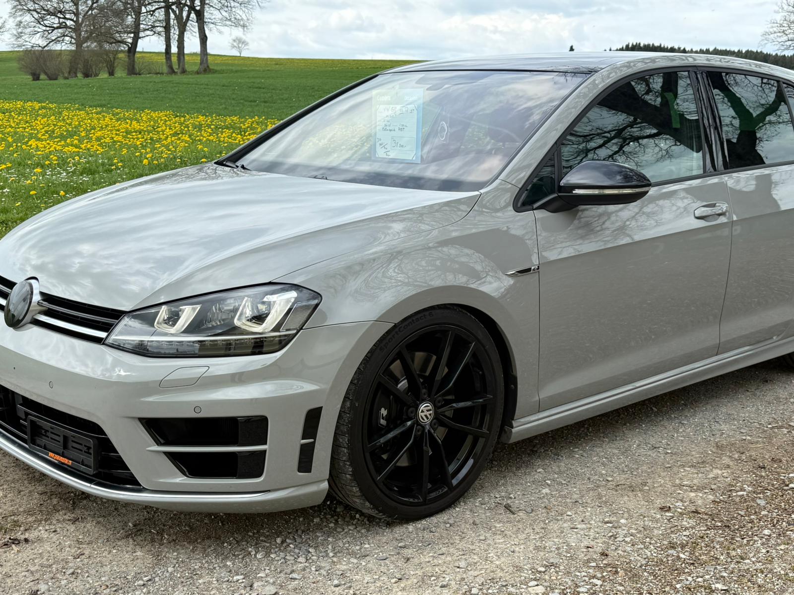 VW Golf Variant 2.0 TSI R360S 4 Motion DSG-image-7