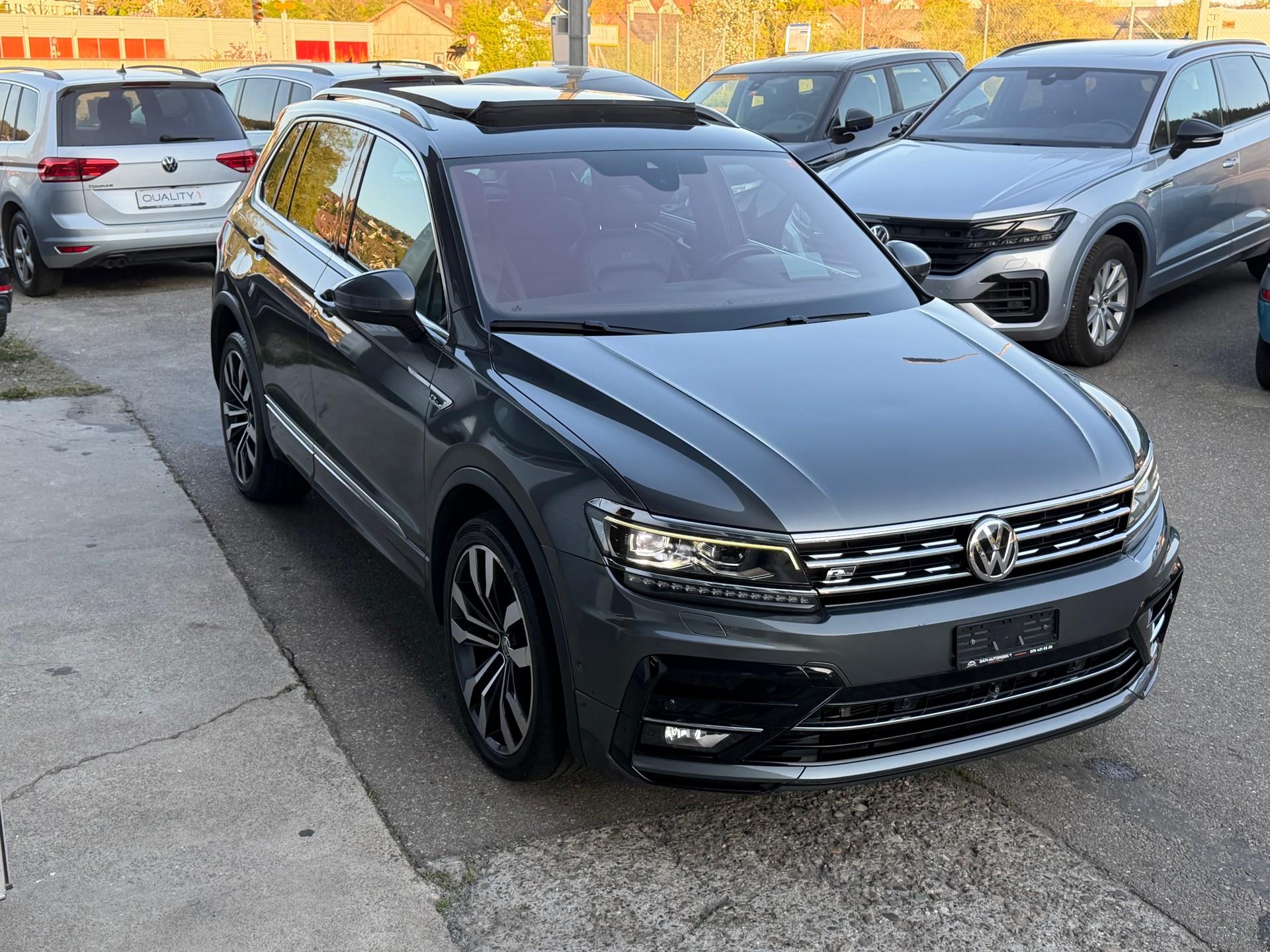 VW Tiguan 2.0 TDI SCR Highline 4Motion R-Line DSG