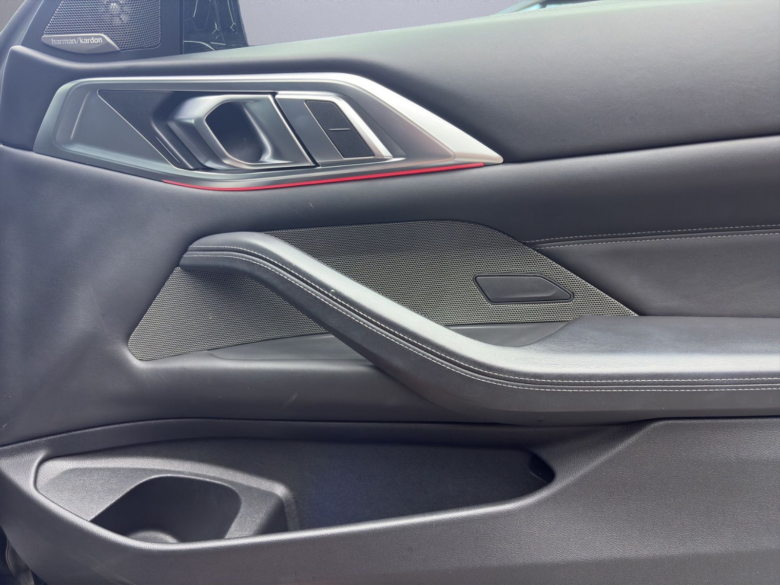 BMW M4 Competition Coupé xDrive-image-23