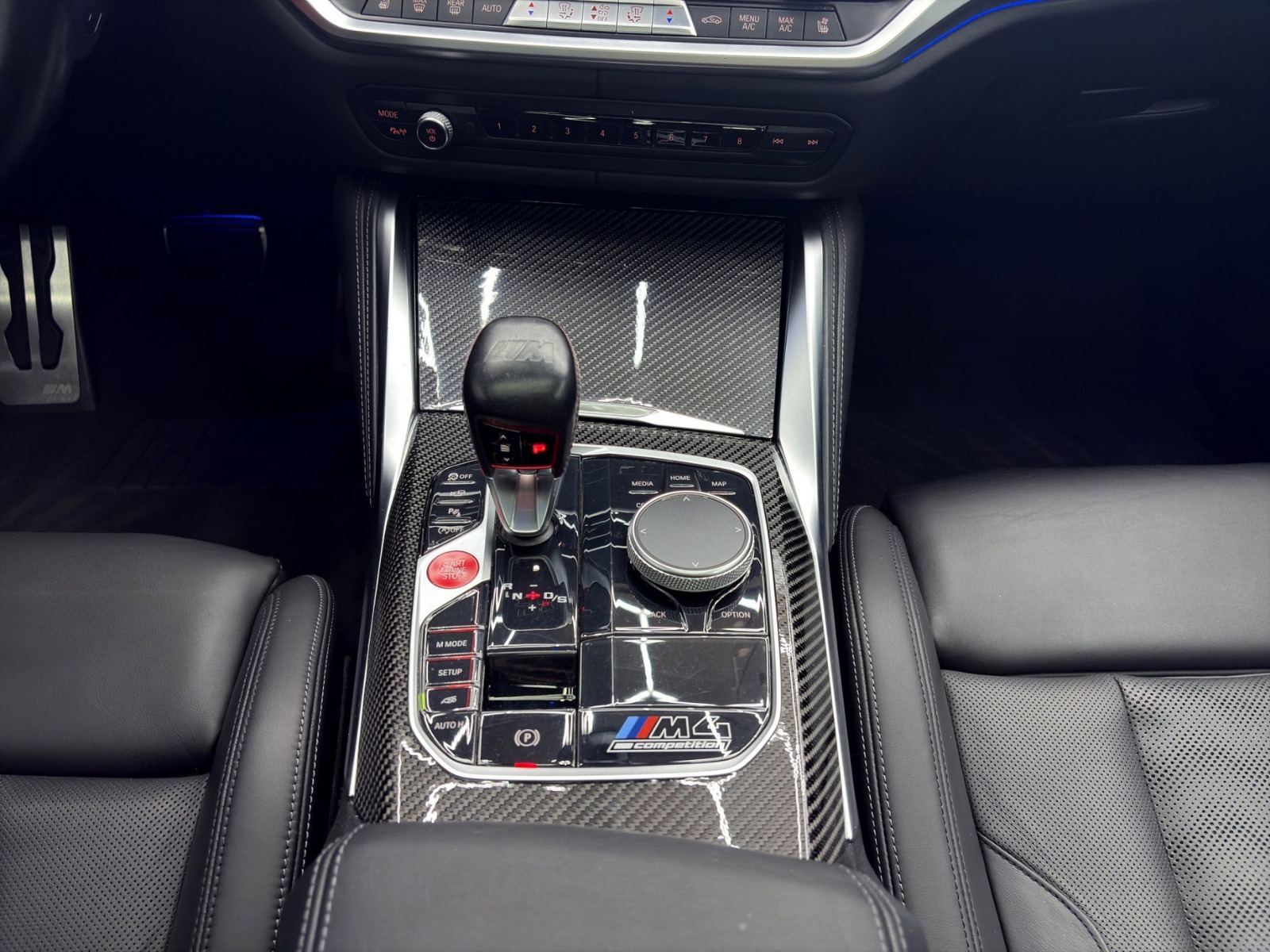 BMW M4 Competition Coupé xDrive-image-19