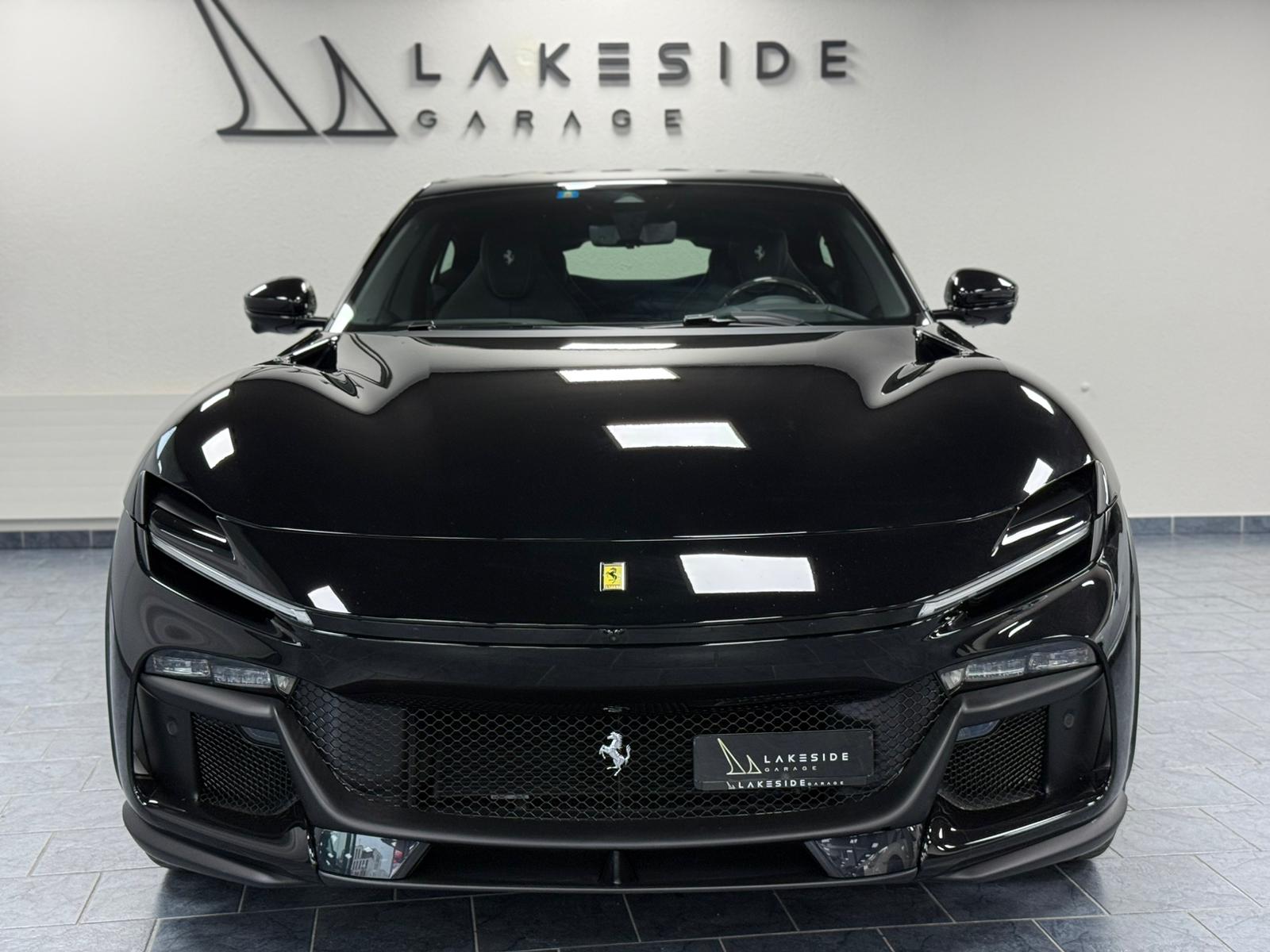 FERRARI Purosangue 6.5 V12-showroom-element-1