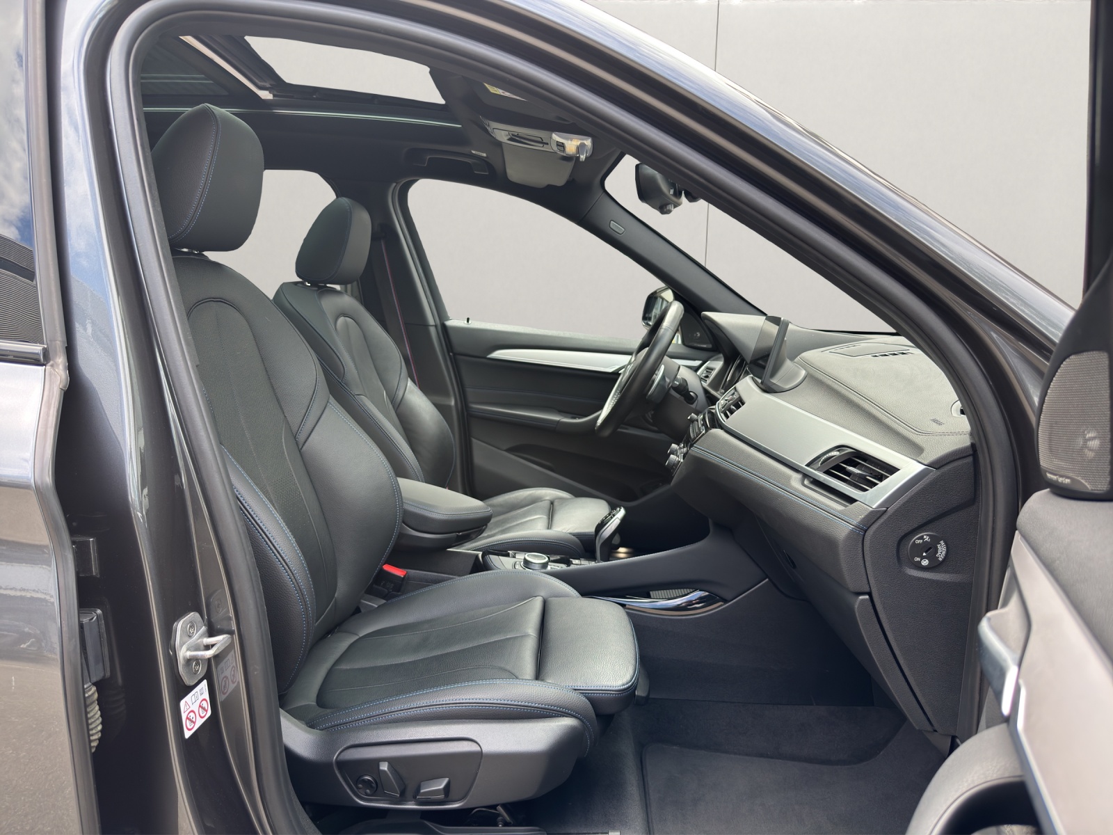 BMW X1 xDrive 25d M Sport Steptronic-image-10