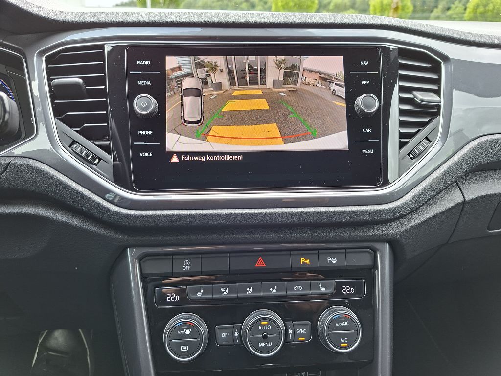 VW T-Roc 2.0 TSI Sport DSG 4Motion-image-16
