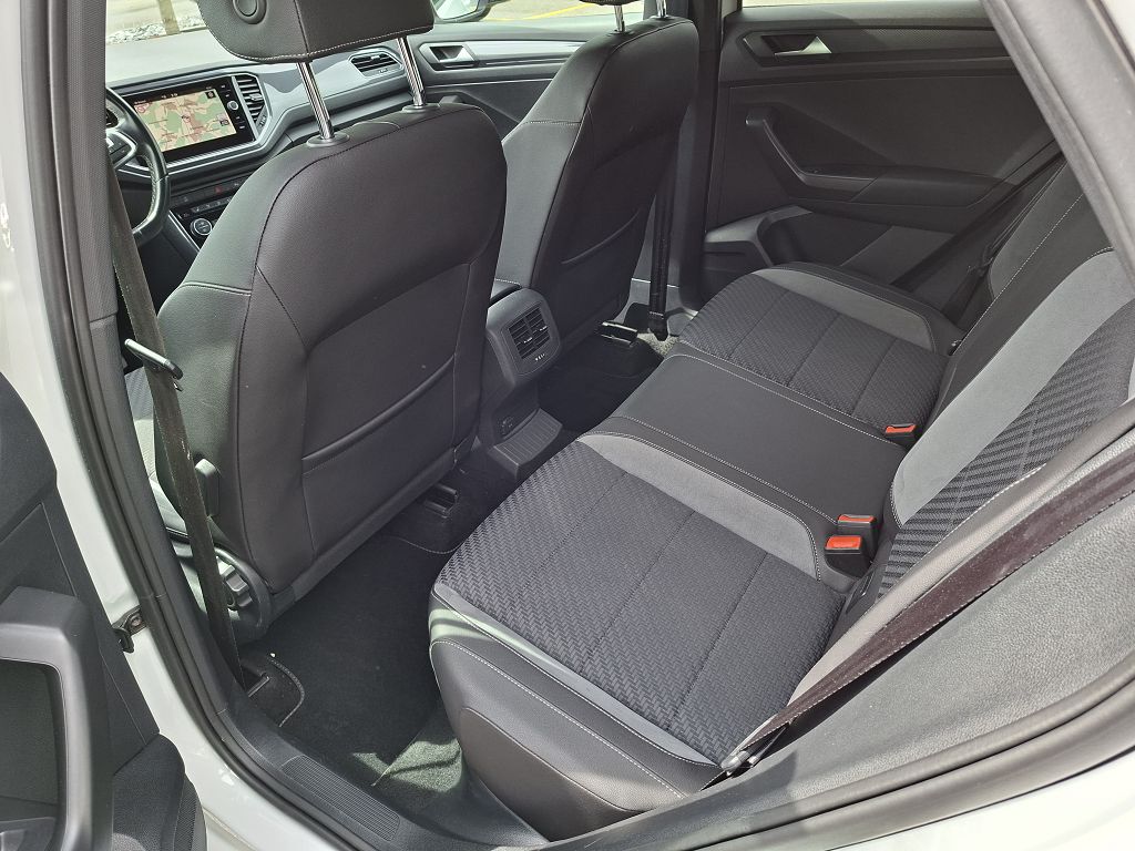 VW T-Roc 2.0 TSI Sport DSG 4Motion-image-11